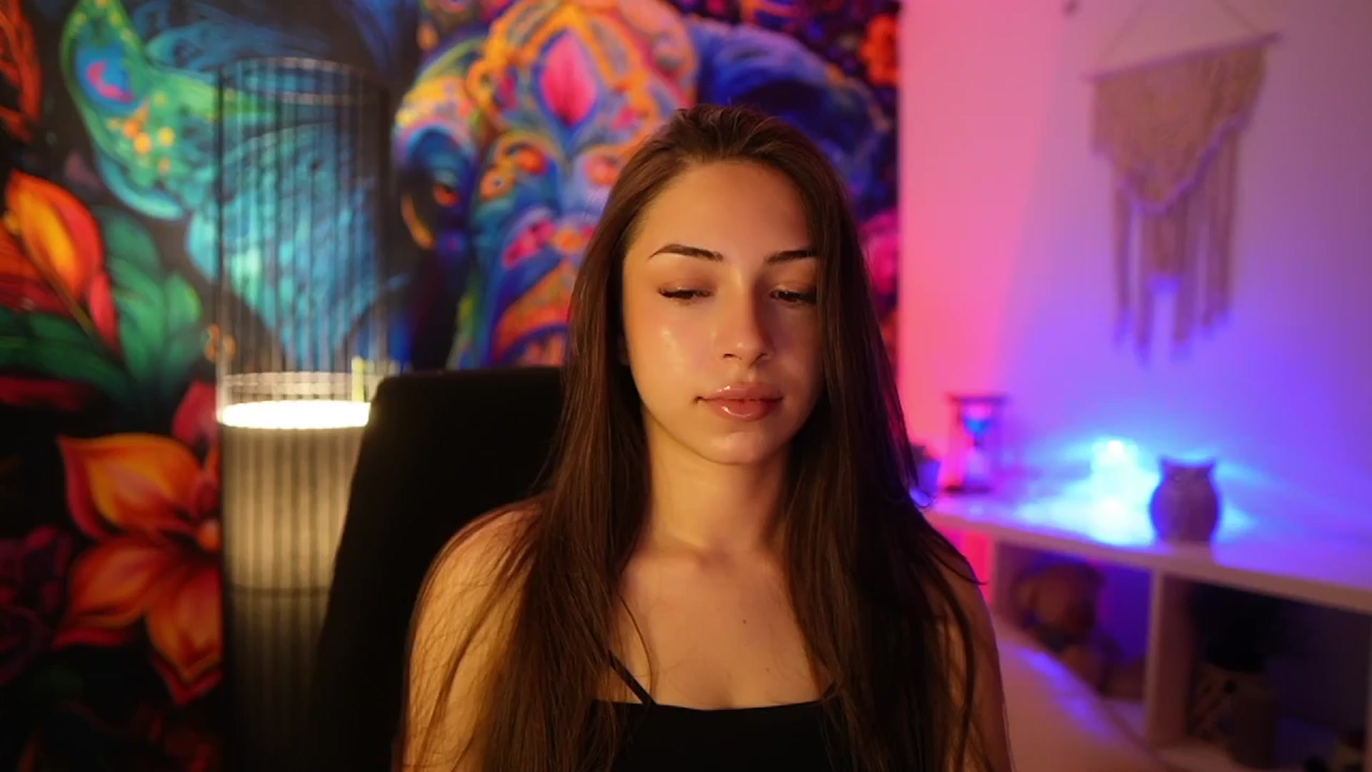 Gallery image thumbnail from Briar__Rose's myfreecams stream on, 04/14/2025, 17:55 image 13 of 20