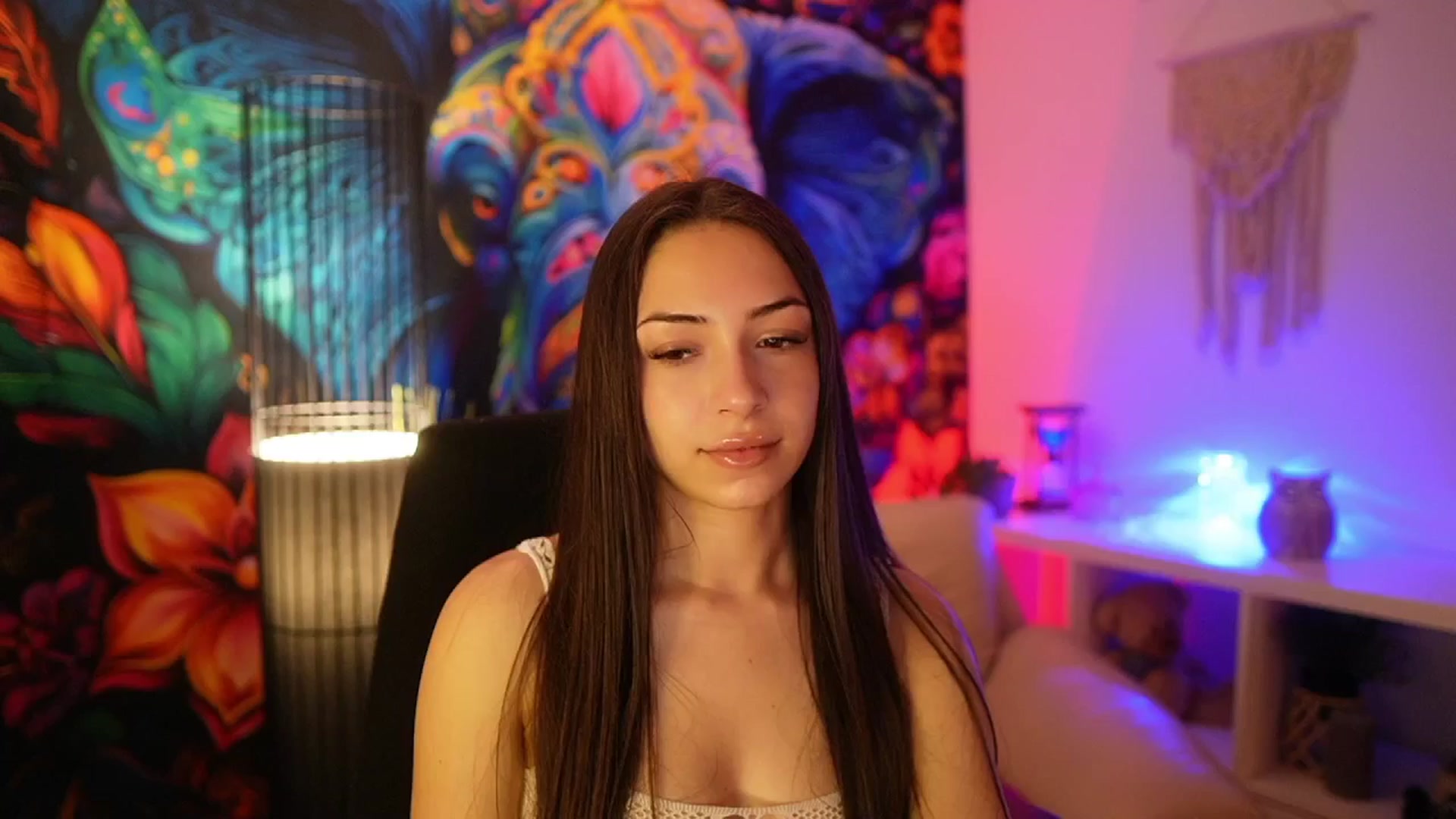 Gallery image thumbnail from Briar__Rose's myfreecams stream on, 04/15/2025, 14:38 image 18 of 20