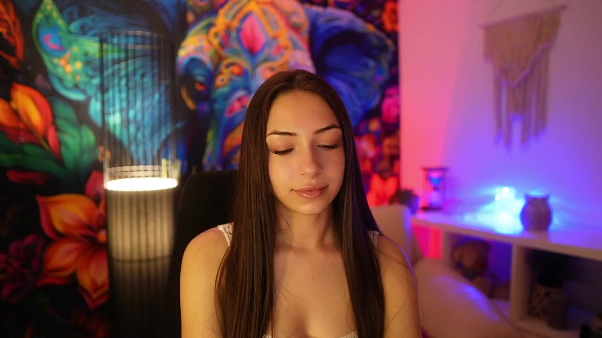 Gallery image thumbnail from Briar__Rose's myfreecams stream on, 04/15/2025, 14:38 image 20 of 20