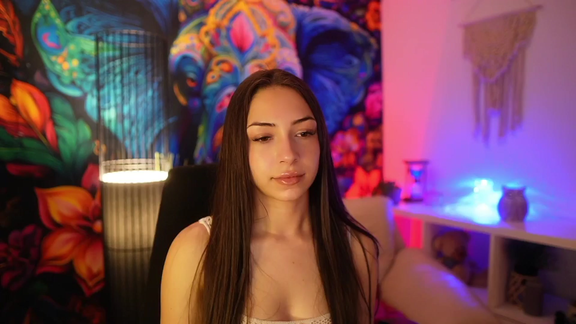 Gallery image thumbnail from Briar__Rose's myfreecams stream on, 04/15/2025, 14:38 image 15 of 20