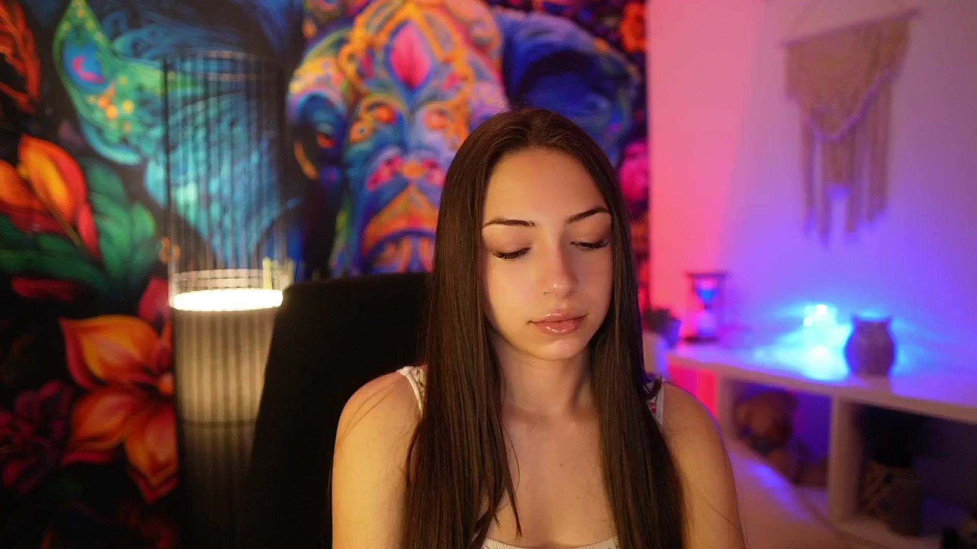 Gallery image thumbnail from Briar__Rose's myfreecams stream on, 04/15/2025, 14:38 image 10 of 20