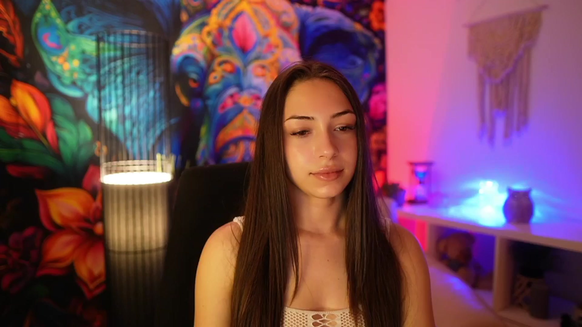 Gallery image thumbnail from Briar__Rose's myfreecams stream on, 04/15/2025, 17:49 image 12 of 20