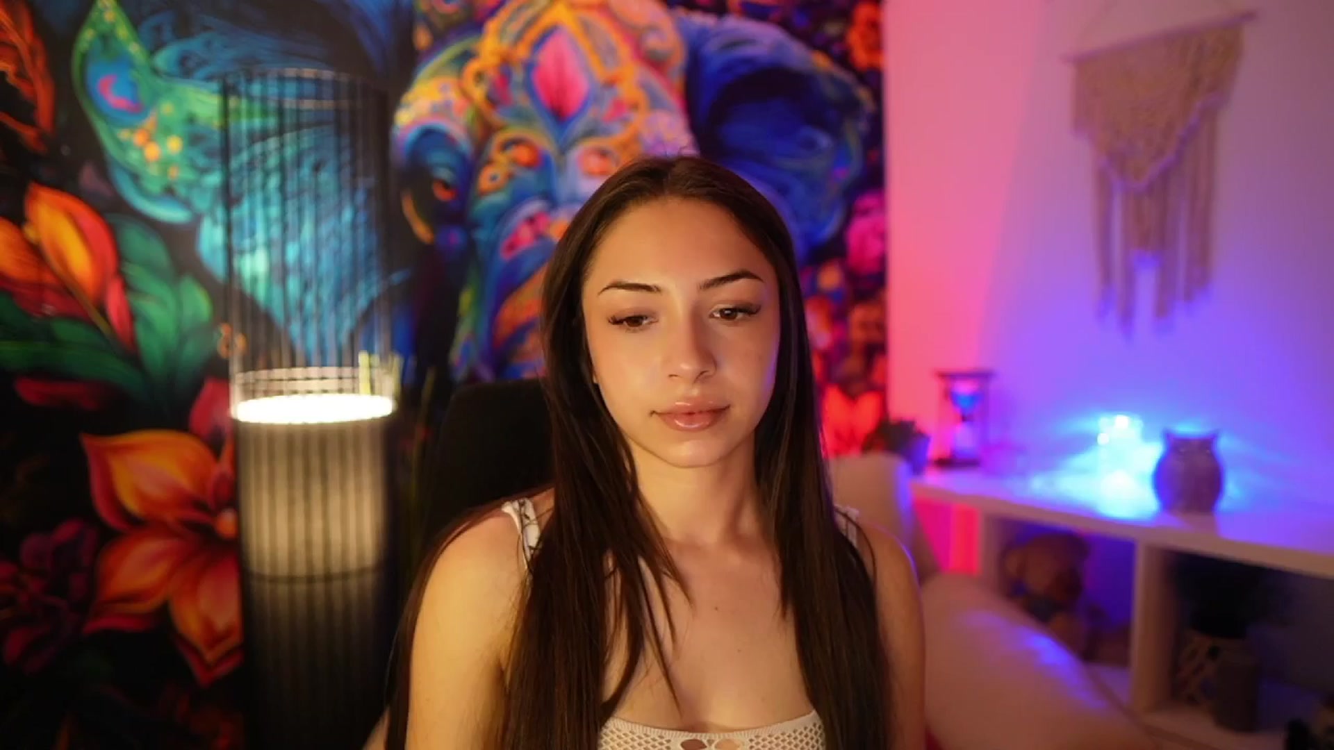 Gallery image thumbnail from Briar__Rose's myfreecams stream on, 04/15/2025, 17:49 image 9 of 20