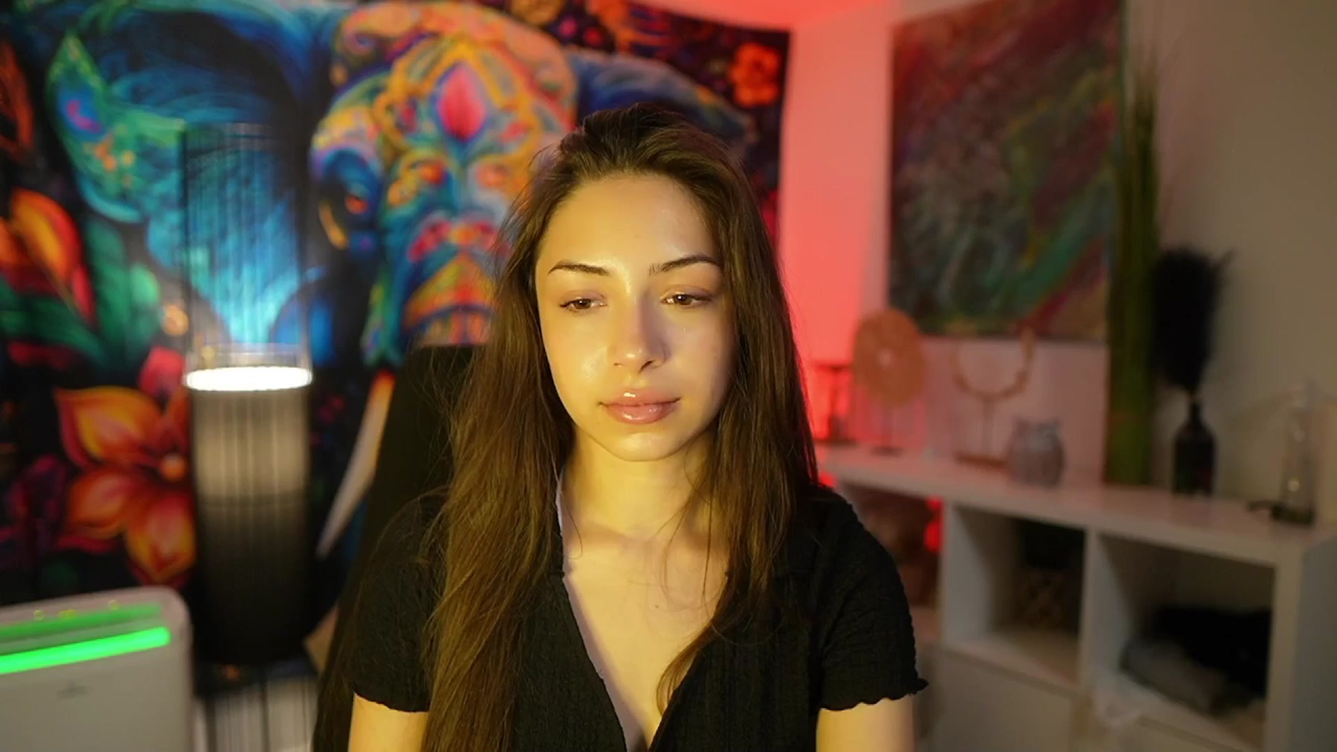 Gallery image thumbnail from Briar__Rose's myfreecams stream on, 05/20/2025, 15:10 image 17 of 20
