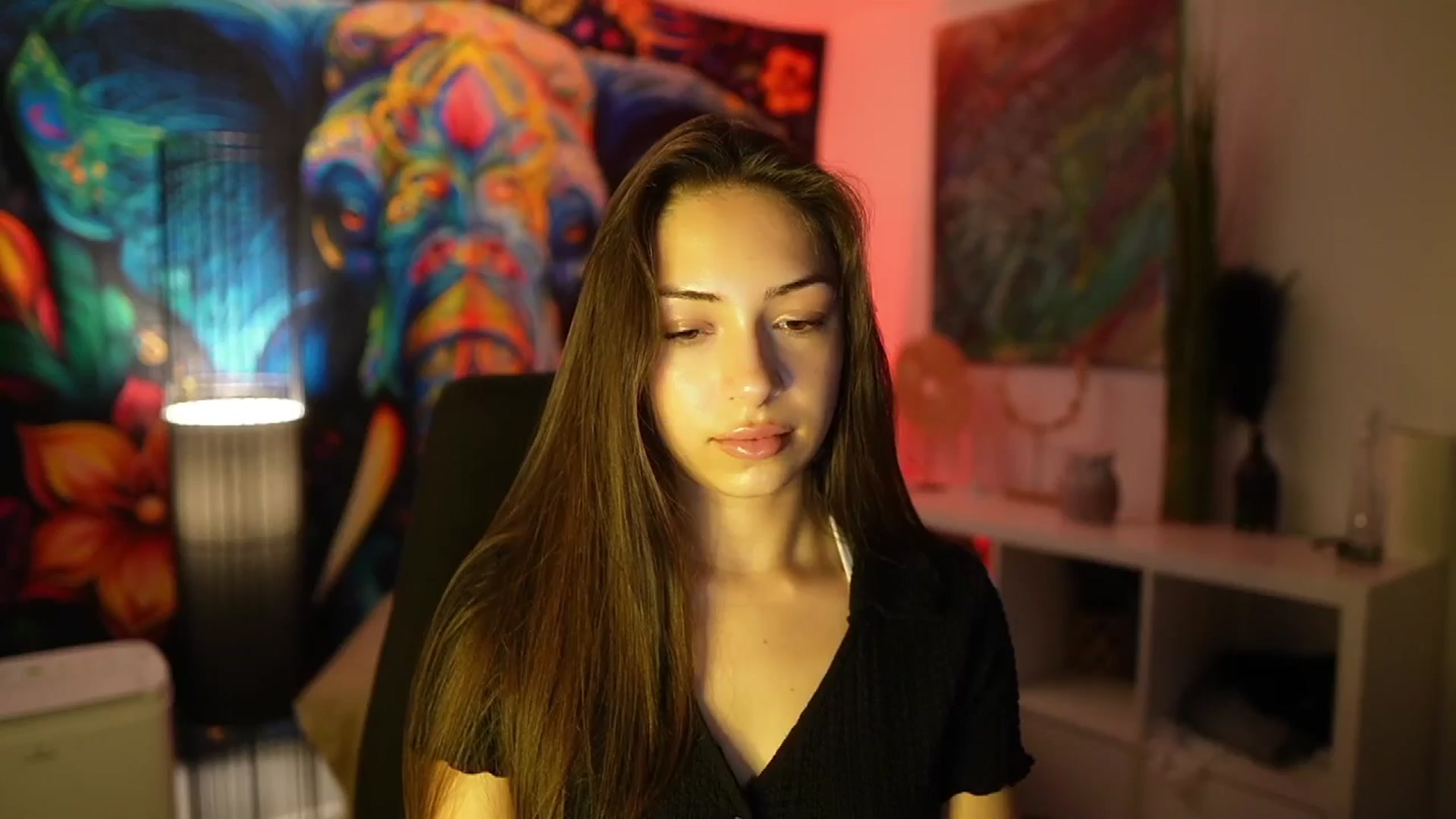 Gallery image thumbnail from Briar__Rose's myfreecams stream on, 05/20/2025, 17:59 image 18 of 20