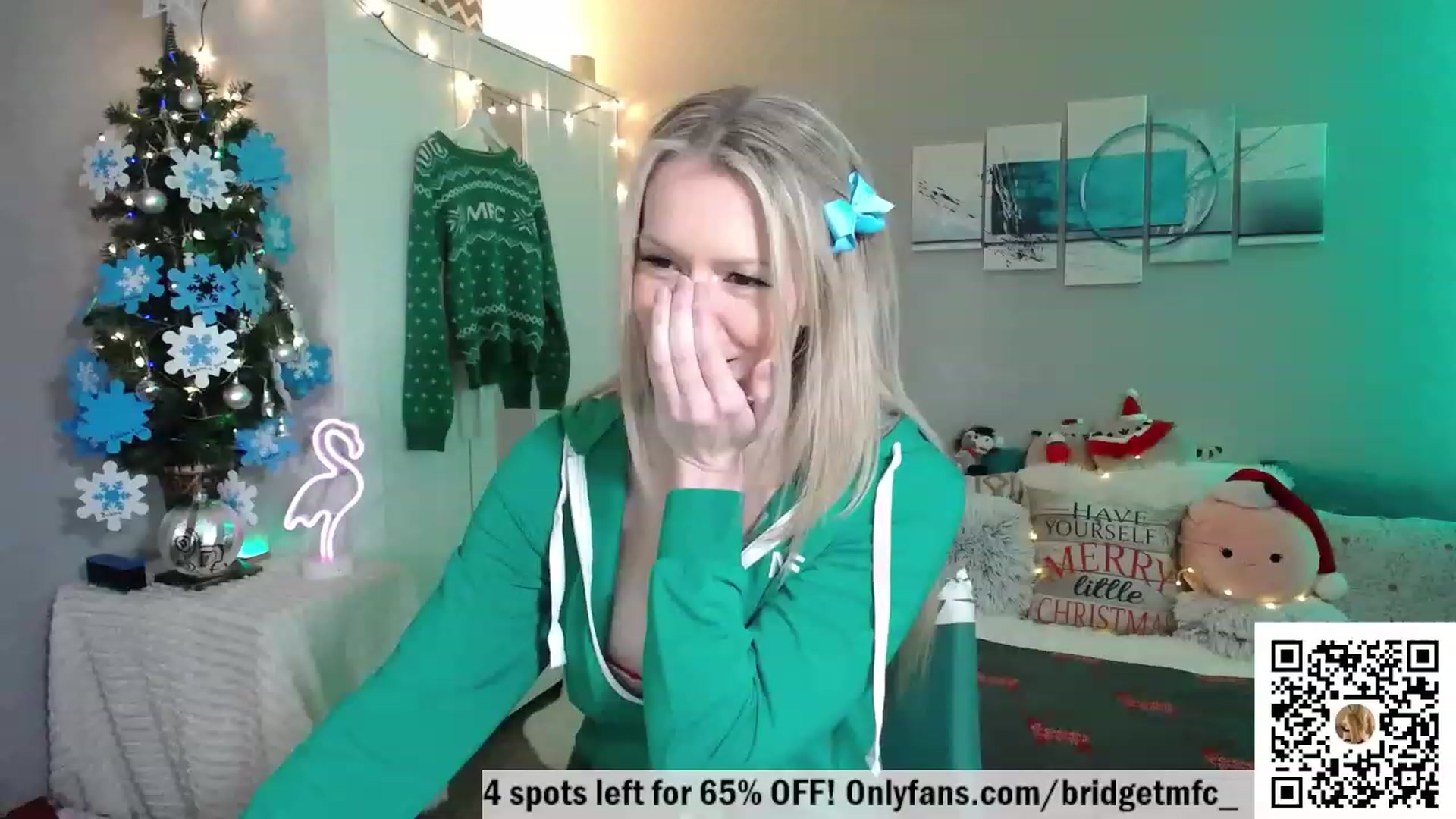 Gallery image thumbnail from Bridg's myfreecams stream on, 12/23/2022, 10:54 image 17 of 20
