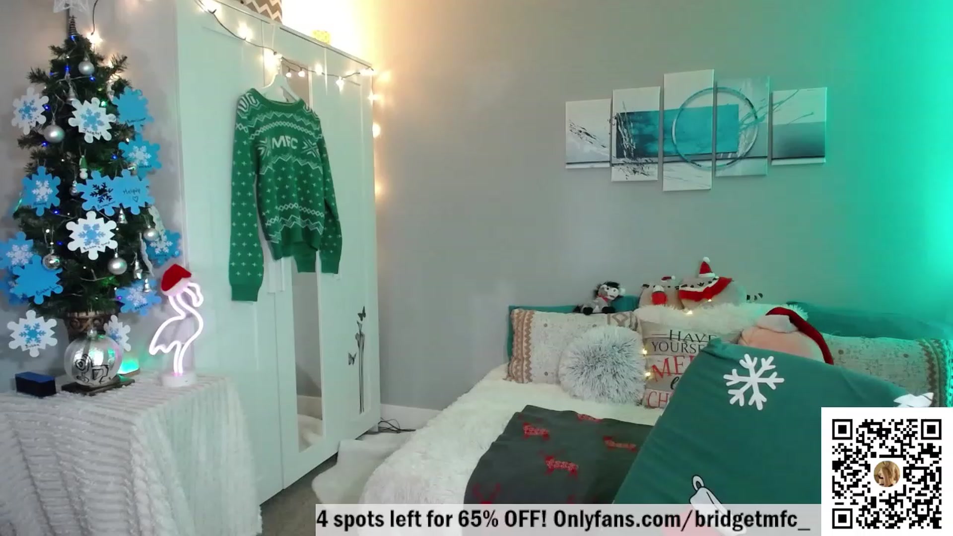 Gallery image thumbnail from Bridg's myfreecams stream on, 12/23/2022, 10:54 image 7 of 20