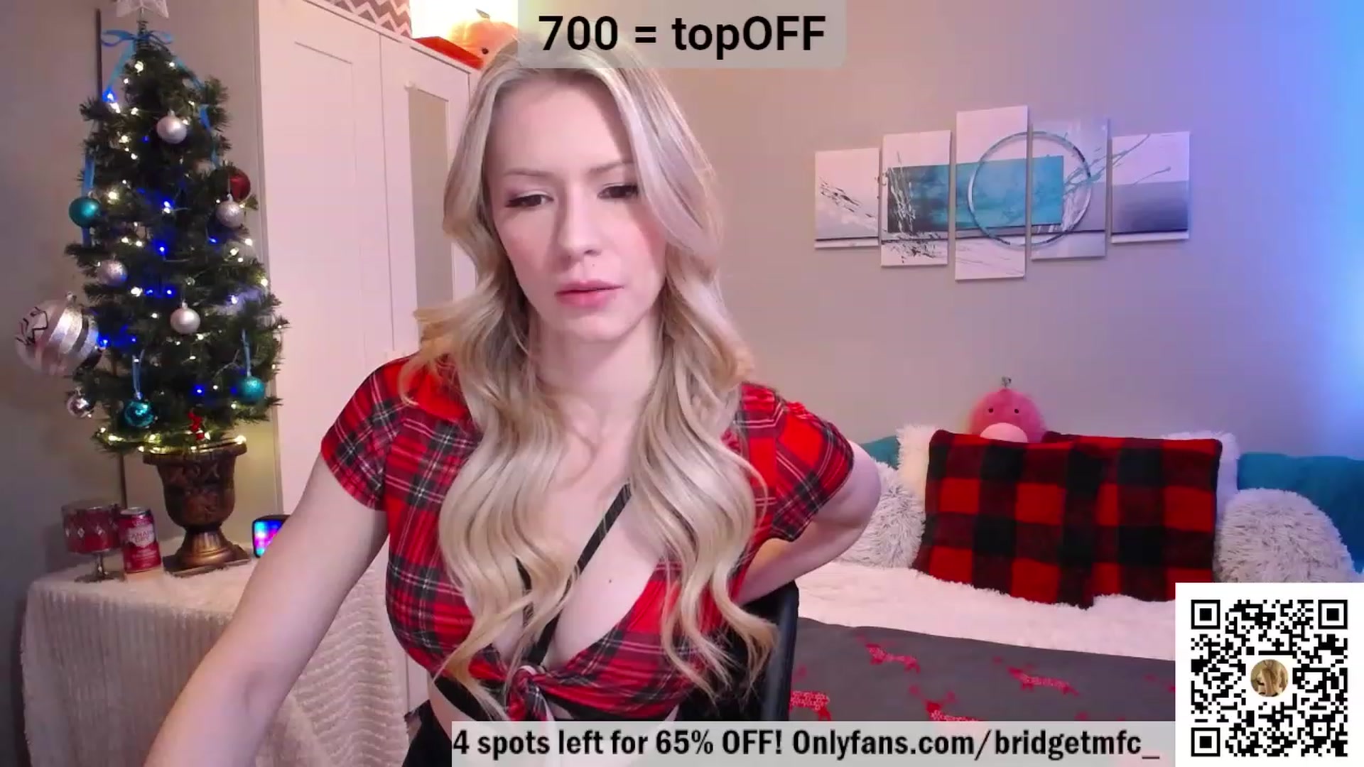 Gallery image thumbnail from Bridg's myfreecams stream on, 12/30/2022, 10:12 image 11 of 20