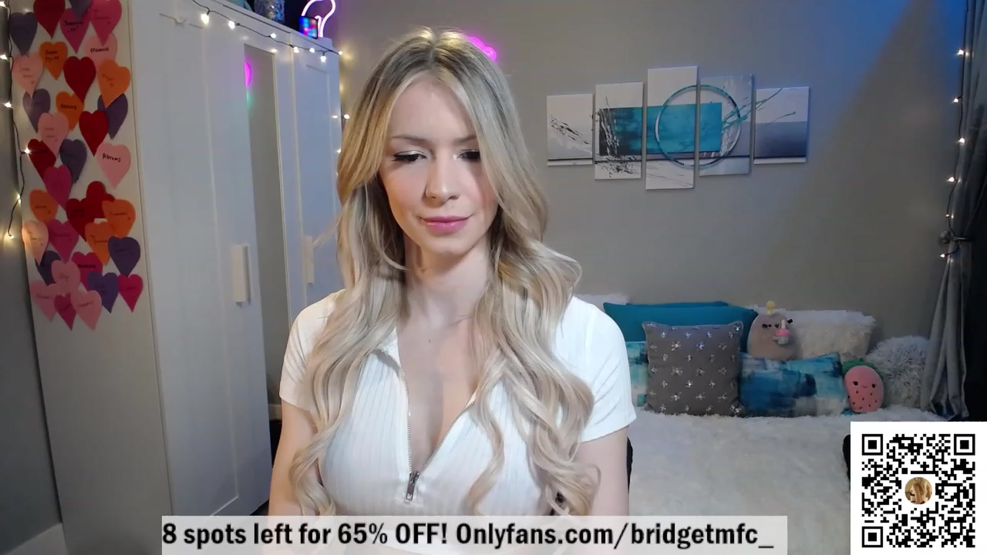 Gallery image thumbnail from Bridg's myfreecams stream on, 03/03/2023, 10:40 image 5 of 20