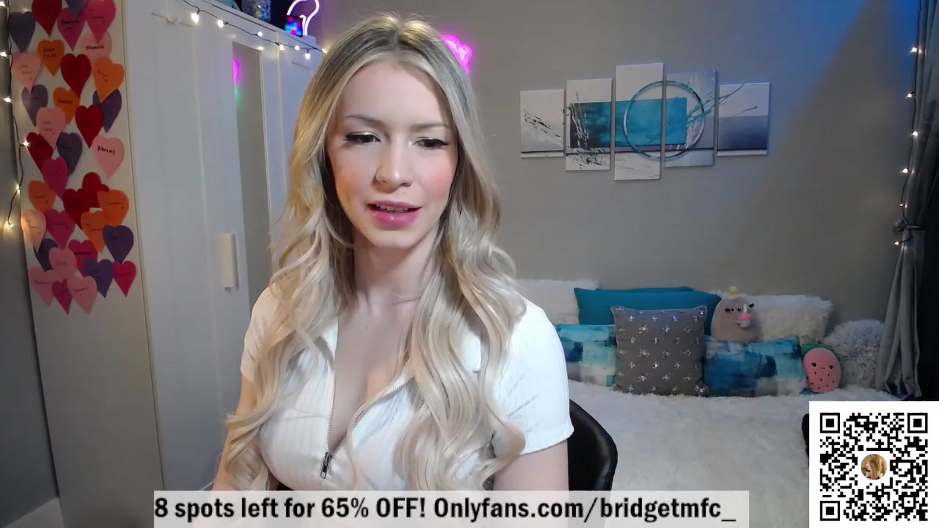 Gallery image thumbnail from Bridg's myfreecams stream on, 03/03/2023, 10:40 image 6 of 20