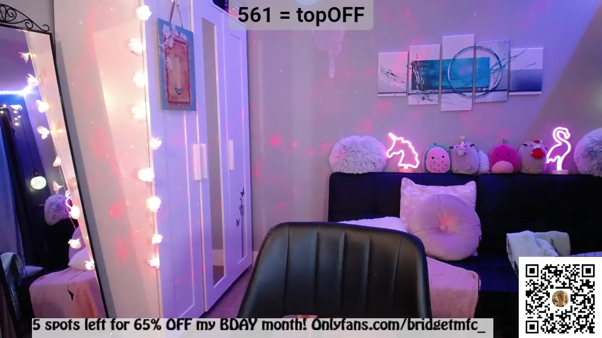 Gallery image thumbnail from Bridg's myfreecams stream on, 05/26/2023, 10:03 image 8 of 20