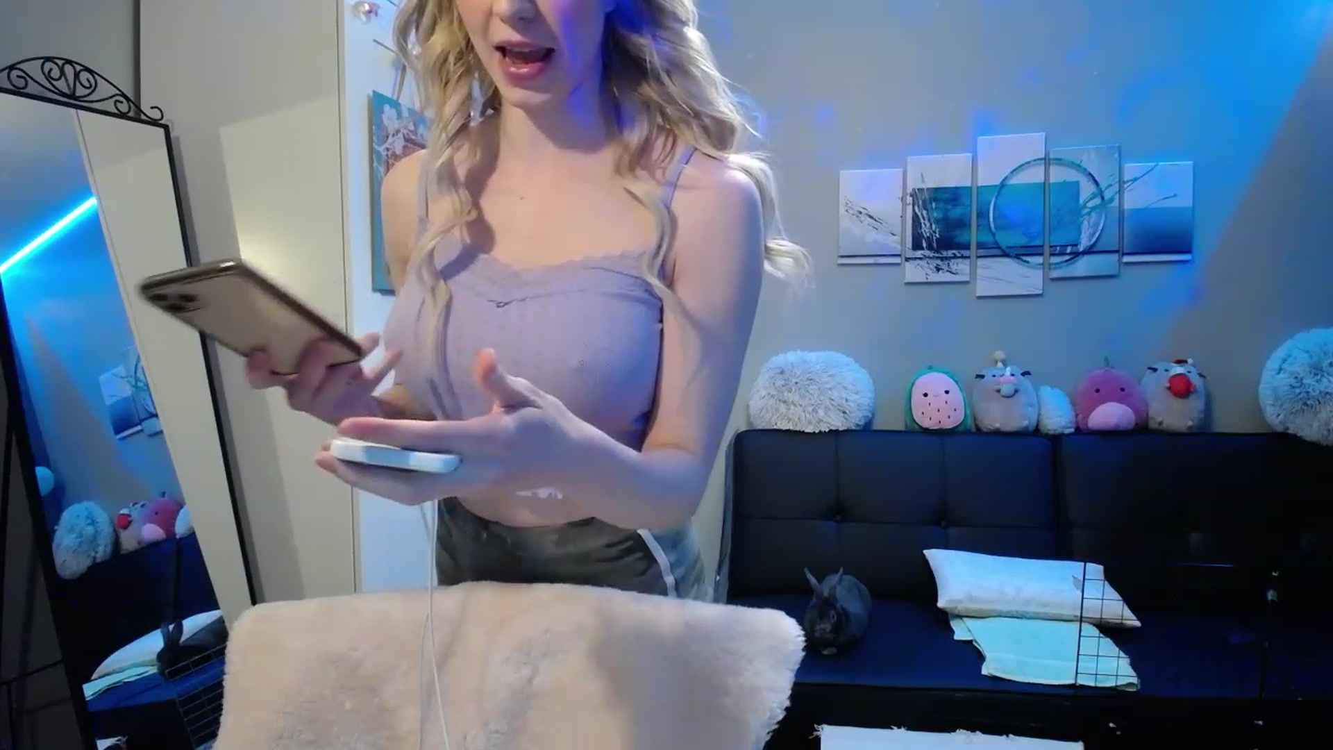 Gallery image thumbnail from Bridg's myfreecams stream on, 05/31/2023, 09:46 image 6 of 20