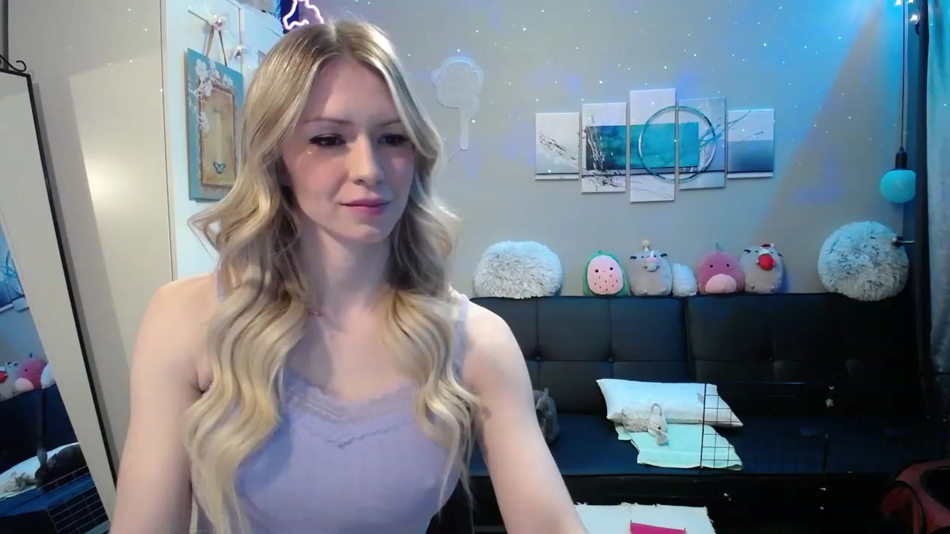 Gallery image thumbnail from Bridg's myfreecams stream on, 05/31/2023, 10:08 image 4 of 20