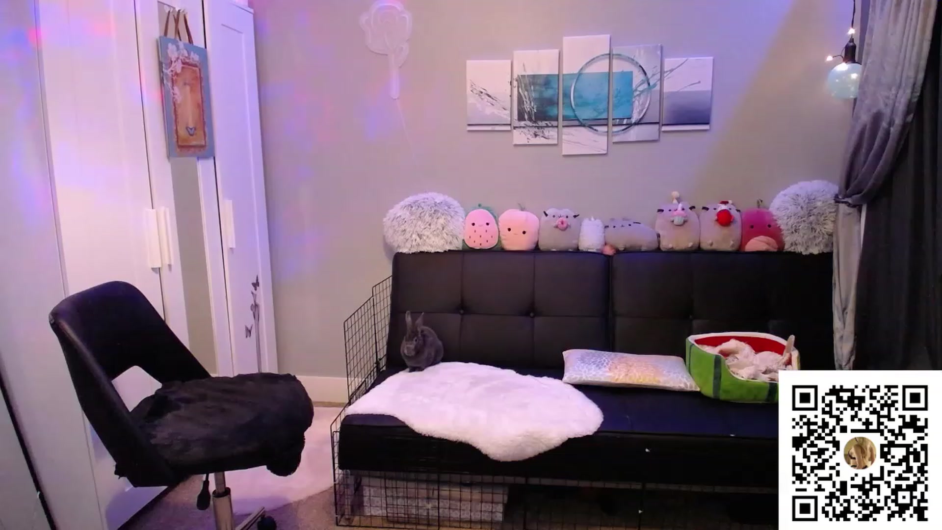 Gallery image thumbnail from Bridg's myfreecams stream on, 06/30/2023, 09:29 image 10 of 20