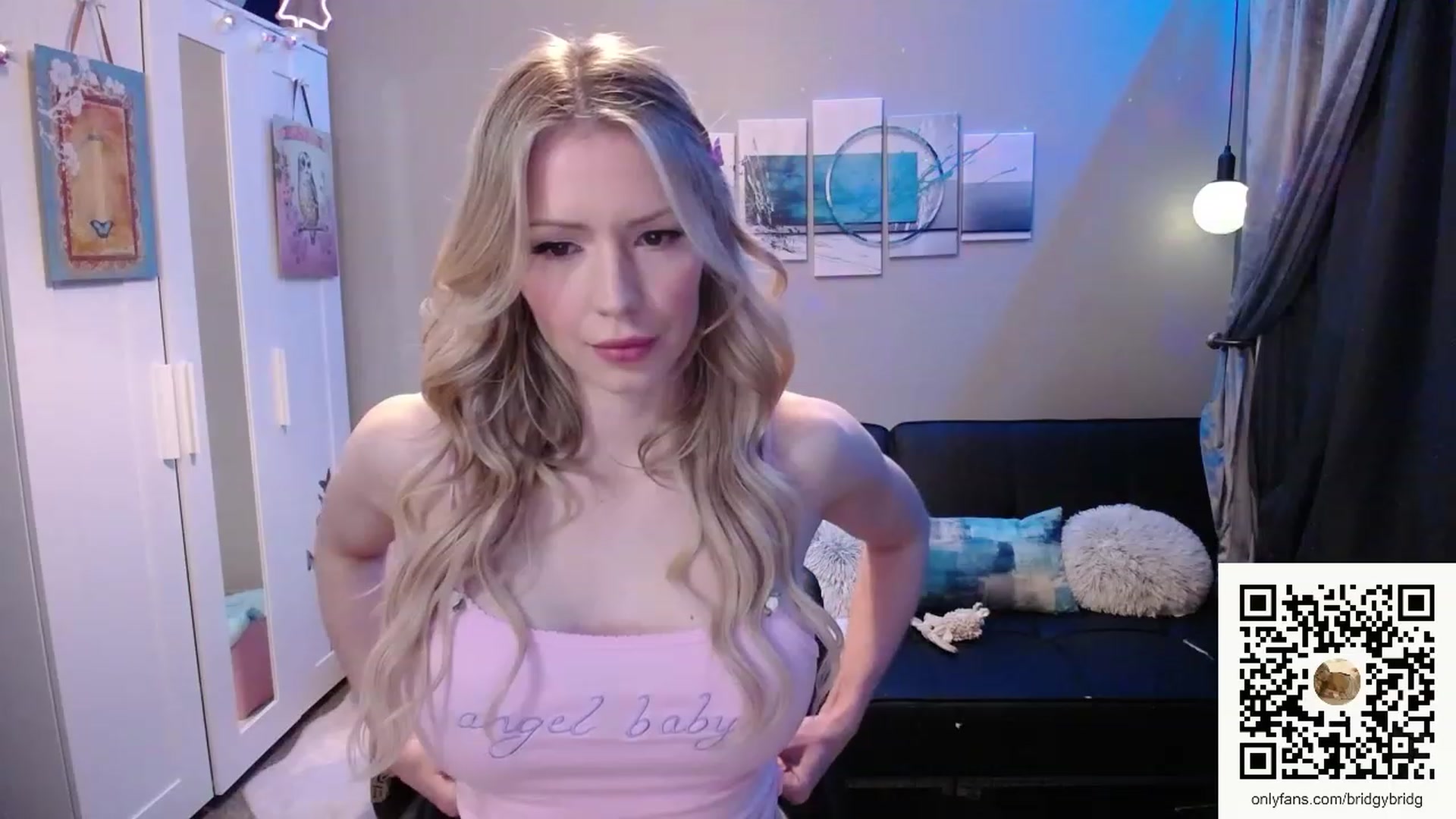 Gallery image thumbnail from Bridg's myfreecams stream on, 07/19/2023, 09:46 image 17 of 20