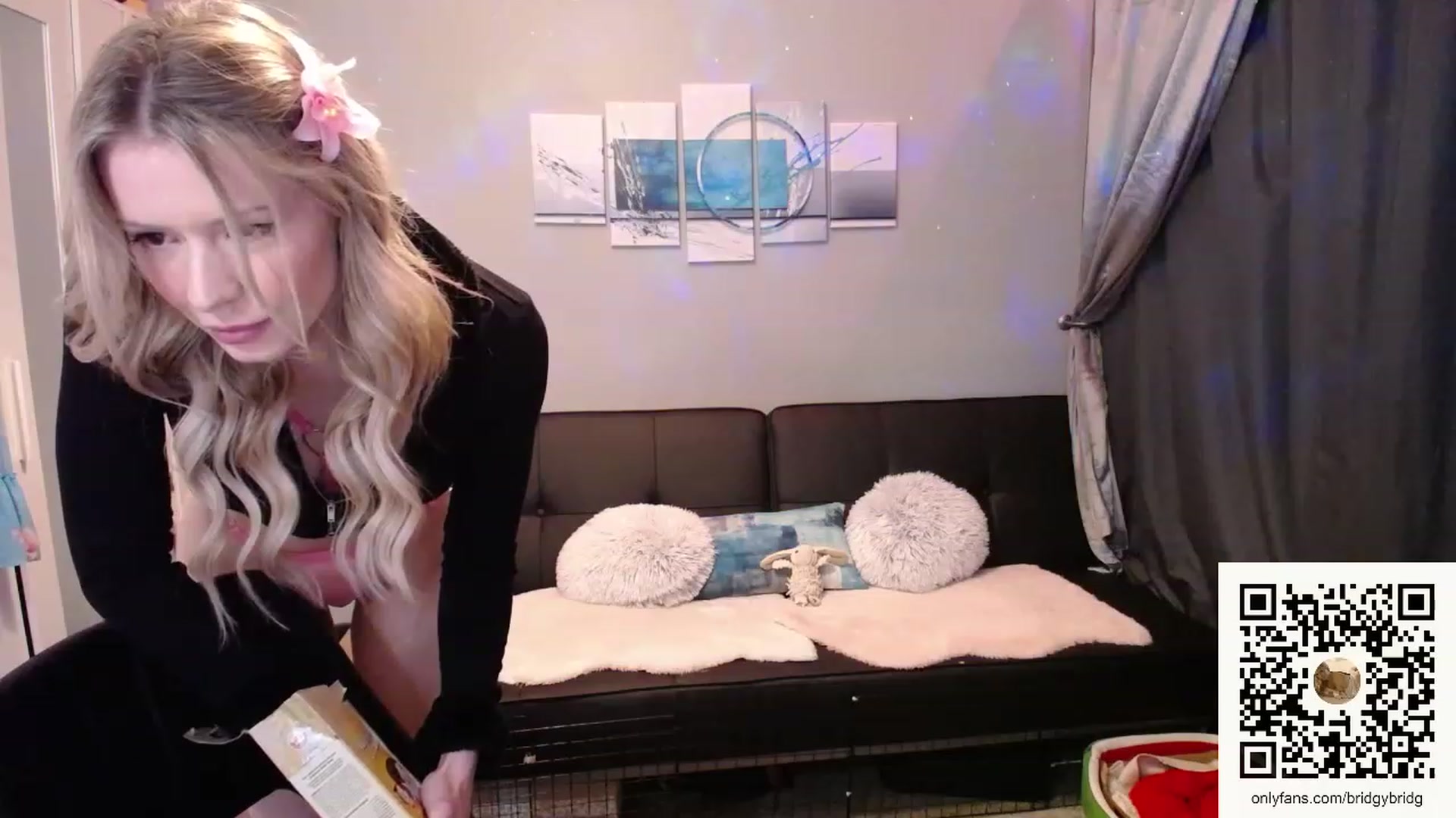 Gallery image thumbnail from Bridg's myfreecams stream on, 07/26/2023, 10:11 image 19 of 20