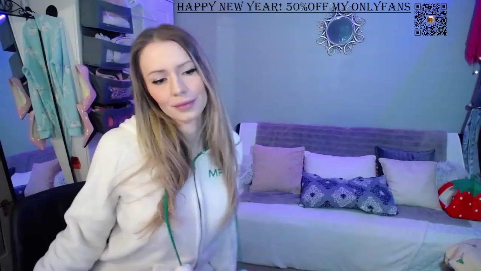 Gallery image thumbnail from Bridg's myfreecams stream on, 01/14/2024, 10:40 image 7 of 20