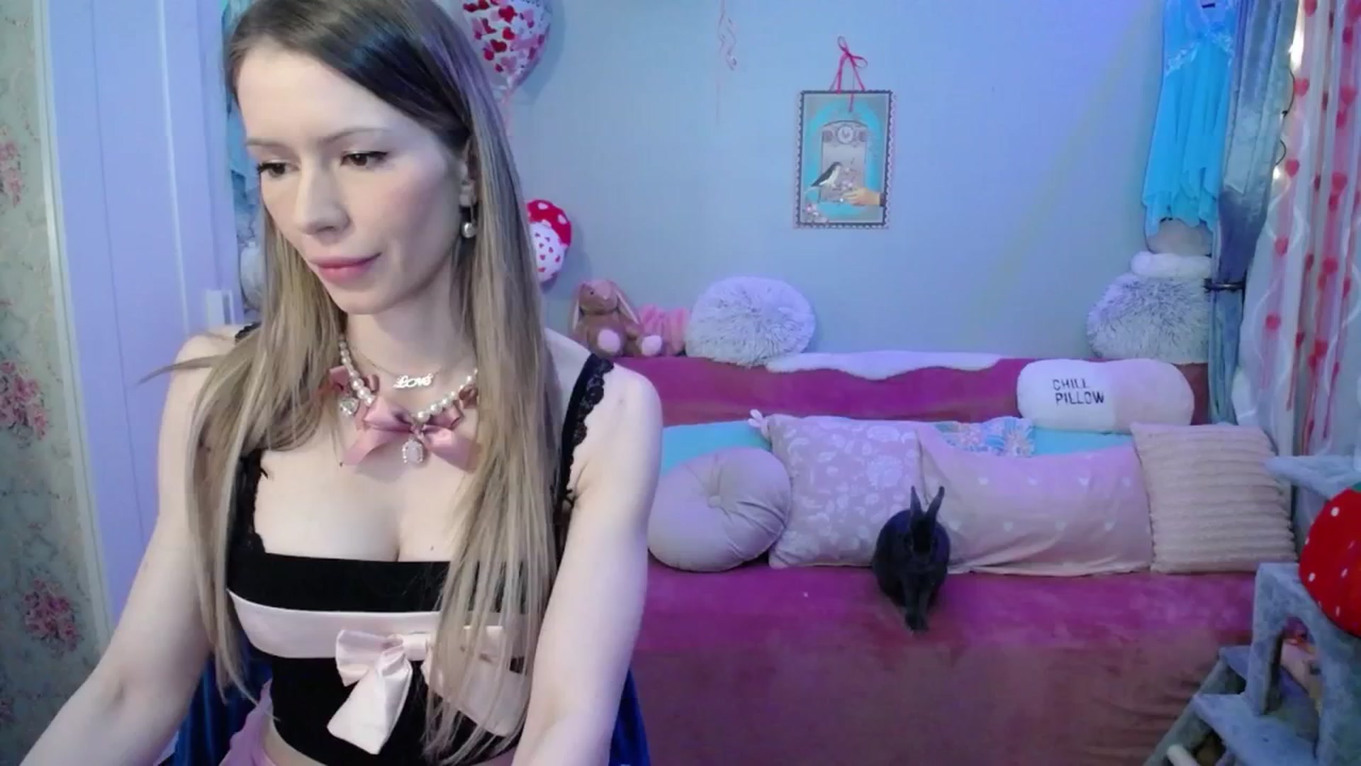 Gallery image thumbnail from Bridg's myfreecams stream on, 02/17/2024, 10:38 image 17 of 20
