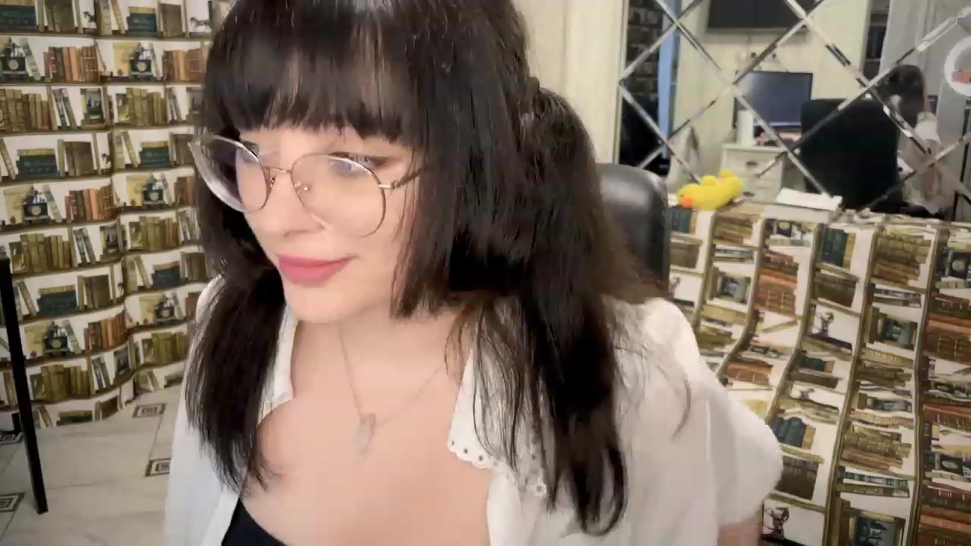 Gallery image thumbnail from BridgeOnFire's myfreecams stream on, 07/04/2023, 18:46 image 13 of 20