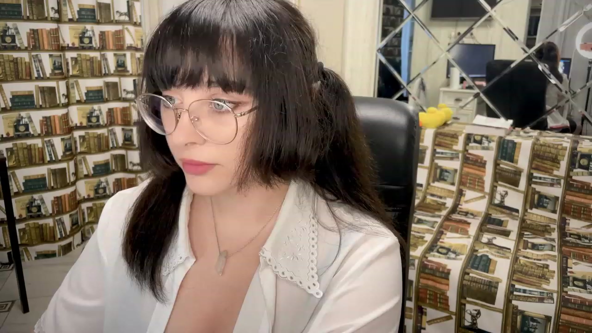 Gallery image thumbnail from BridgeOnFire's myfreecams stream on, 07/04/2023, 18:46 image 8 of 20