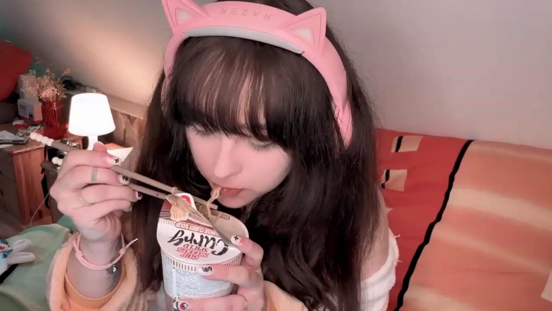 Gallery image thumbnail from BridgeOnFire's myfreecams stream on, 01/26/2024, 15:15 image 13 of 20
