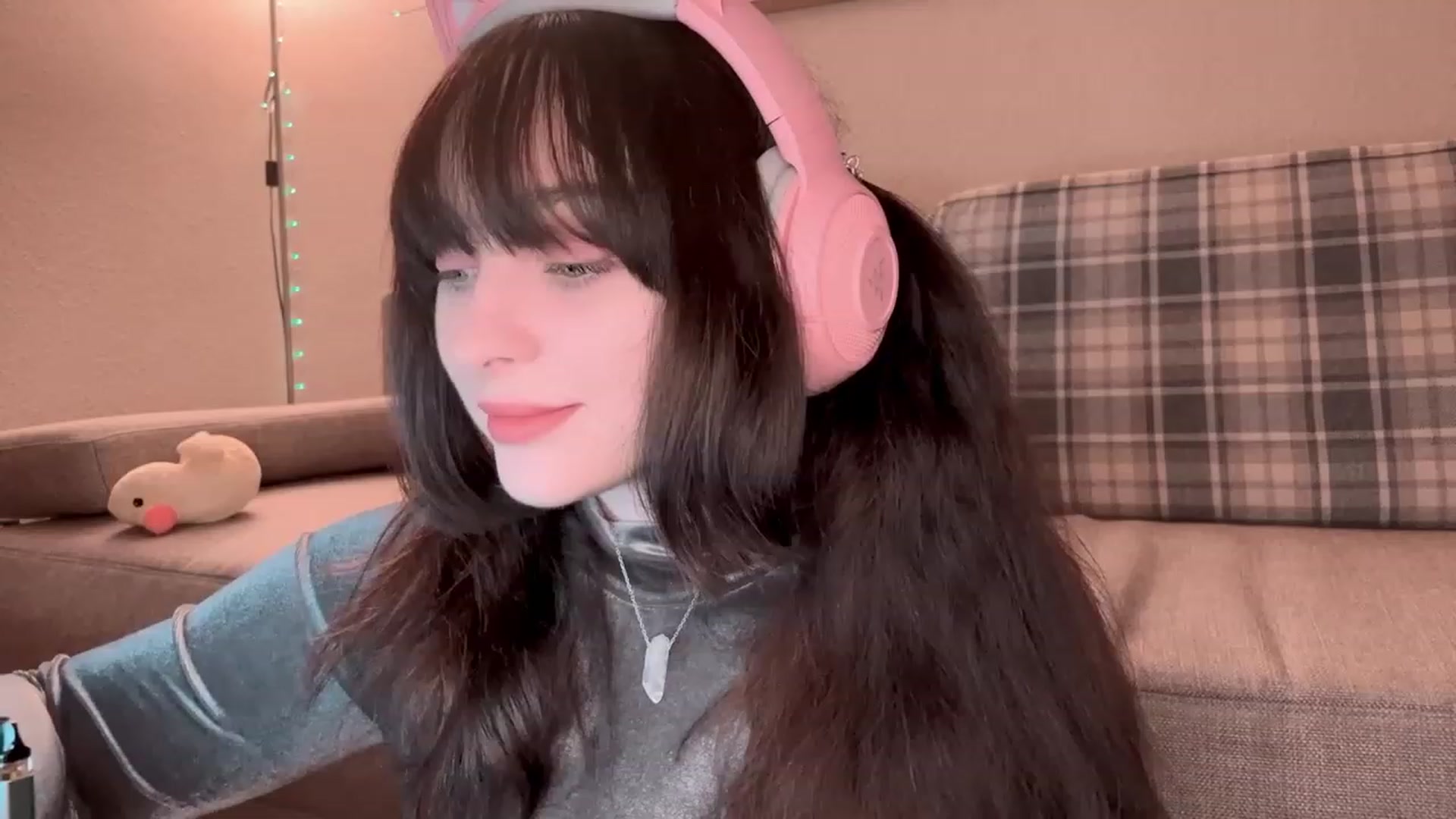 Gallery image thumbnail from BridgeOnFire's myfreecams stream on, 02/10/2024, 19:45 image 12 of 20