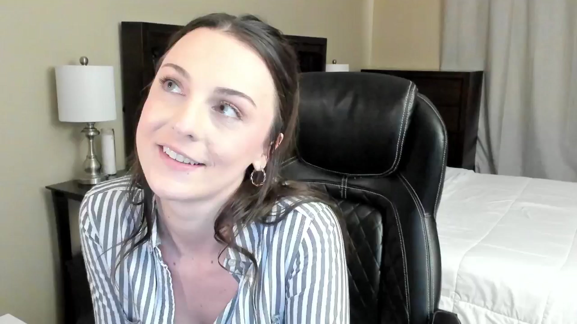 Gallery image thumbnail from BridgetBlight's myfreecams stream on, 05/22/2024, 17:04 image 4 of 20