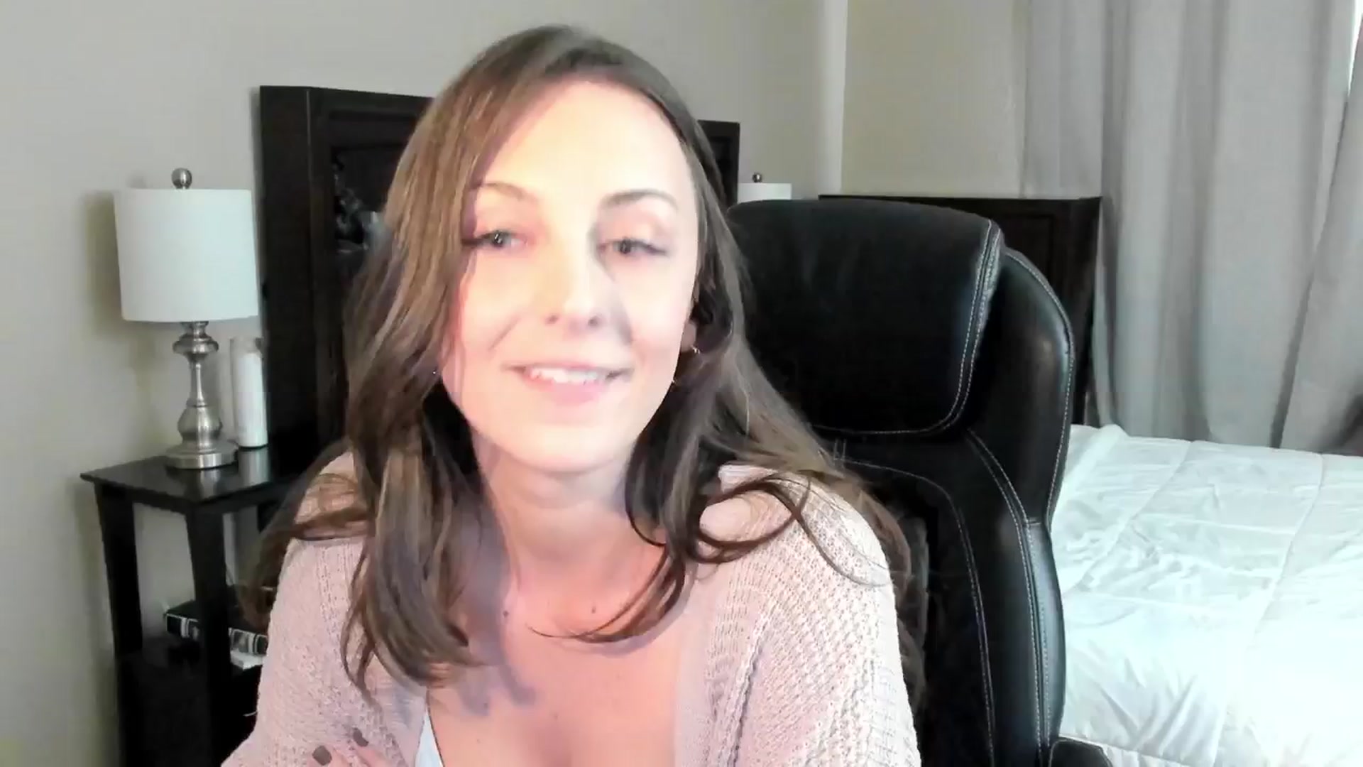 Gallery image thumbnail from BridgetBlight's myfreecams stream on, 05/28/2024, 17:27 image 9 of 20