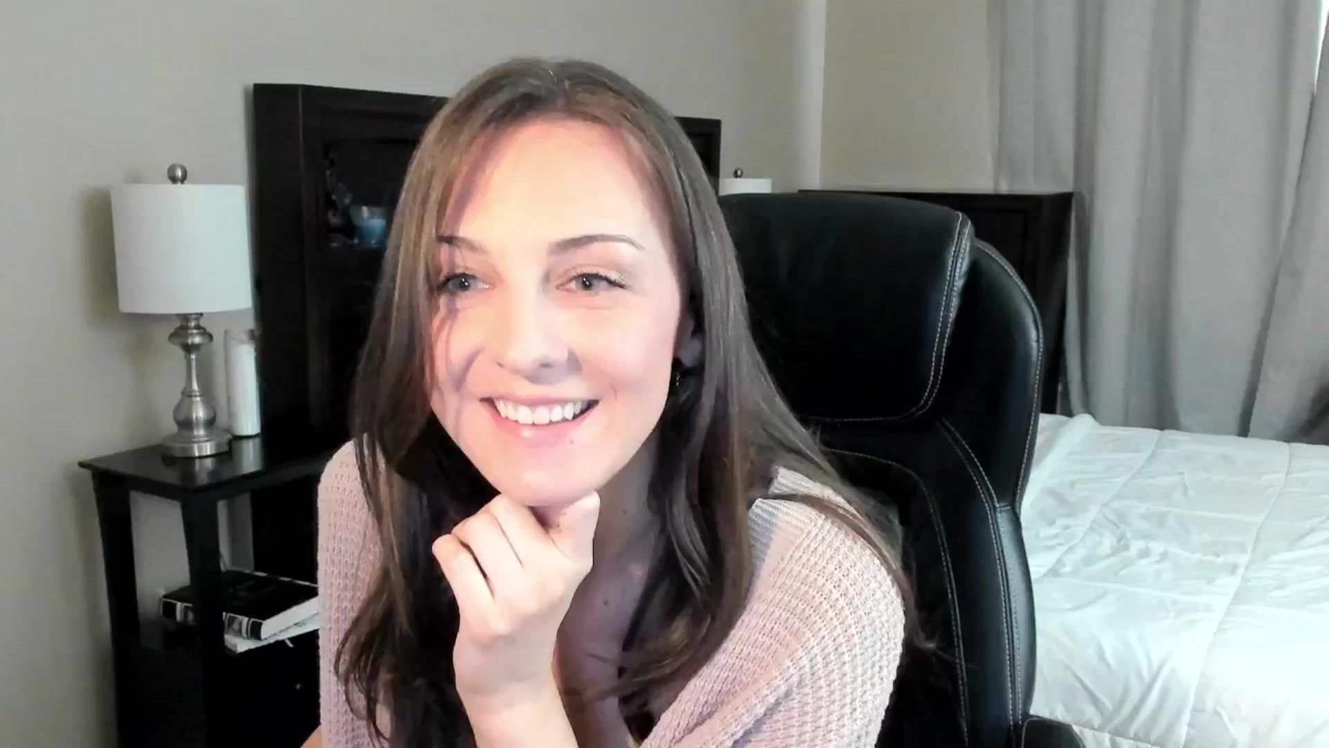 Gallery image thumbnail from BridgetBlight's myfreecams stream on, 05/28/2024, 17:27 image 5 of 20