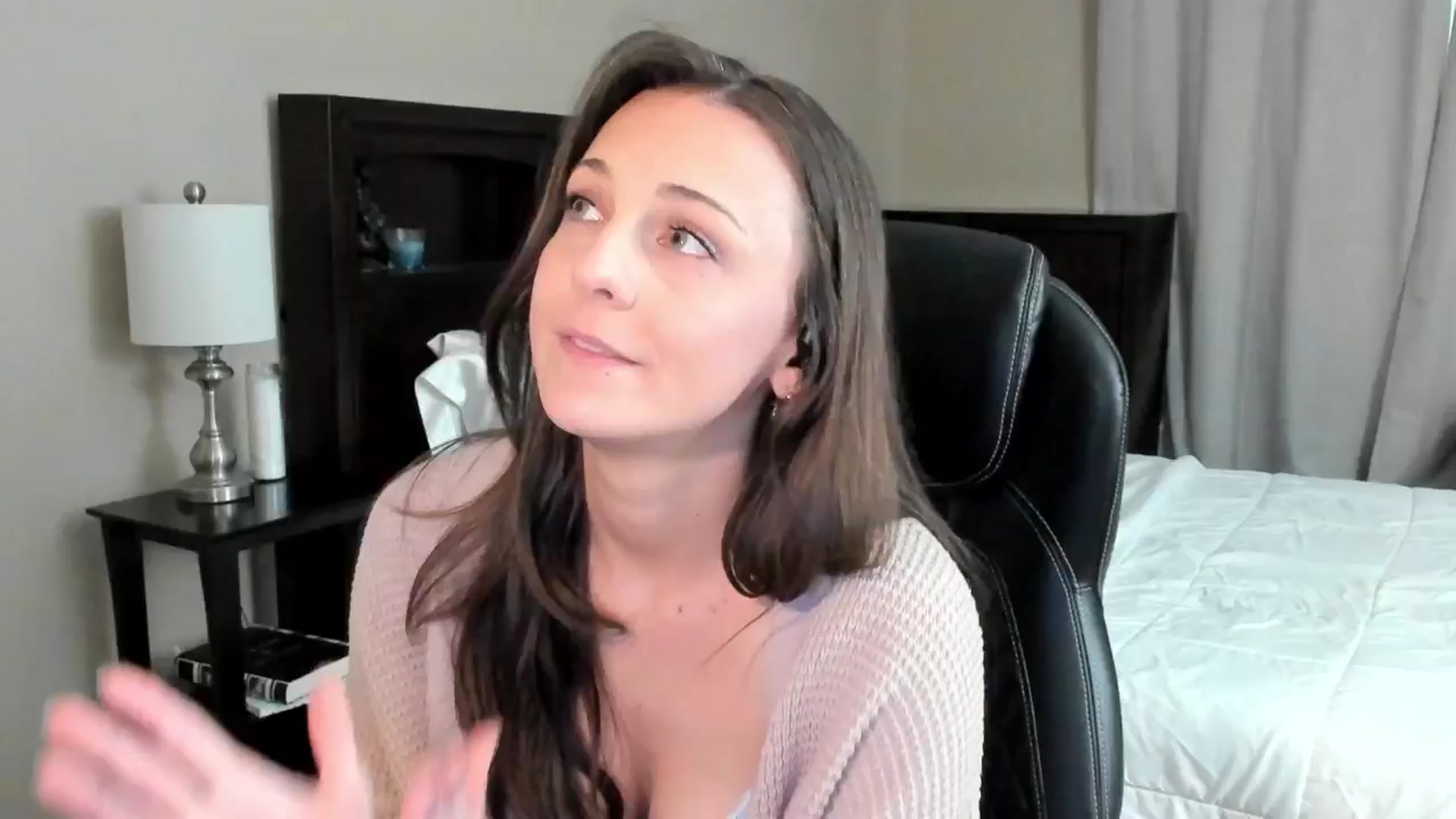 Gallery image thumbnail from BridgetBlight's myfreecams stream on, 05/28/2024, 18:39 image 18 of 20