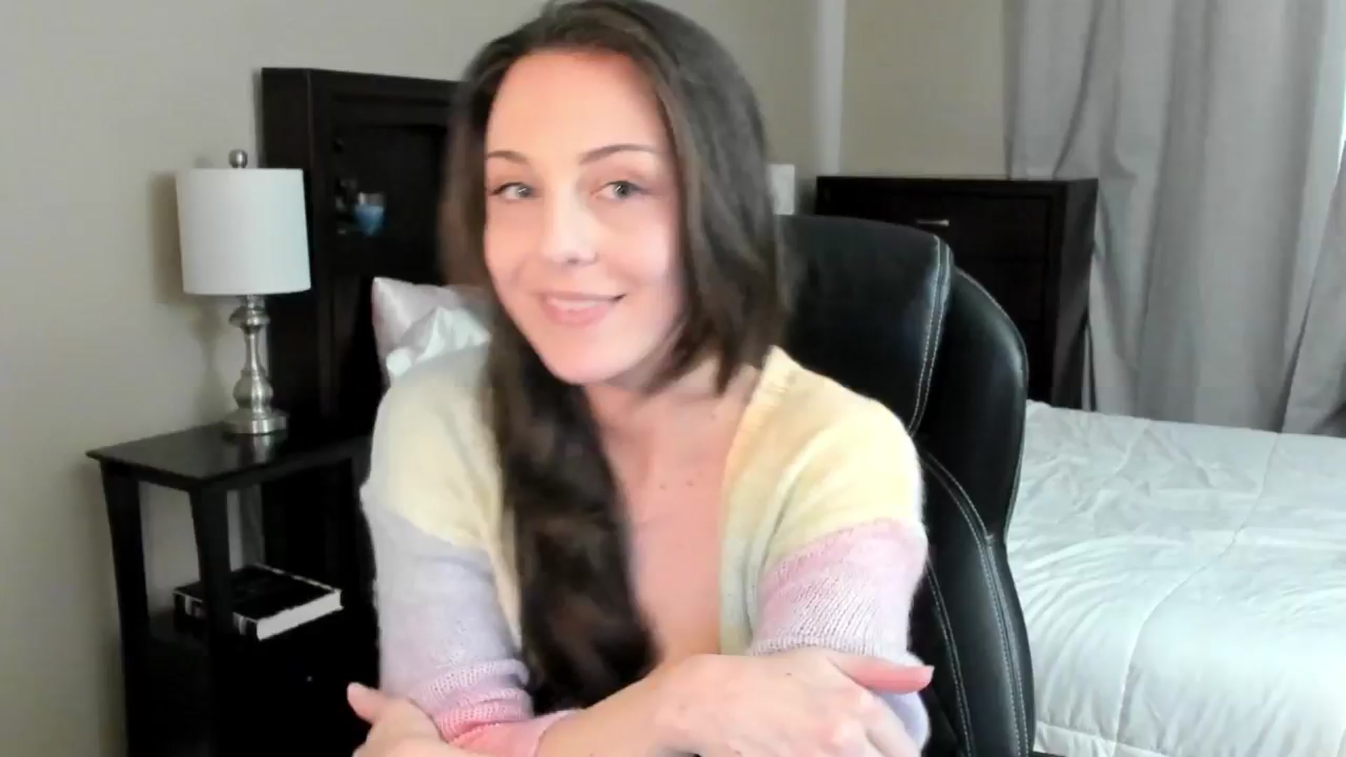Gallery image thumbnail from BridgetBlight's myfreecams stream on, 06/14/2024, 17:54 image 11 of 20