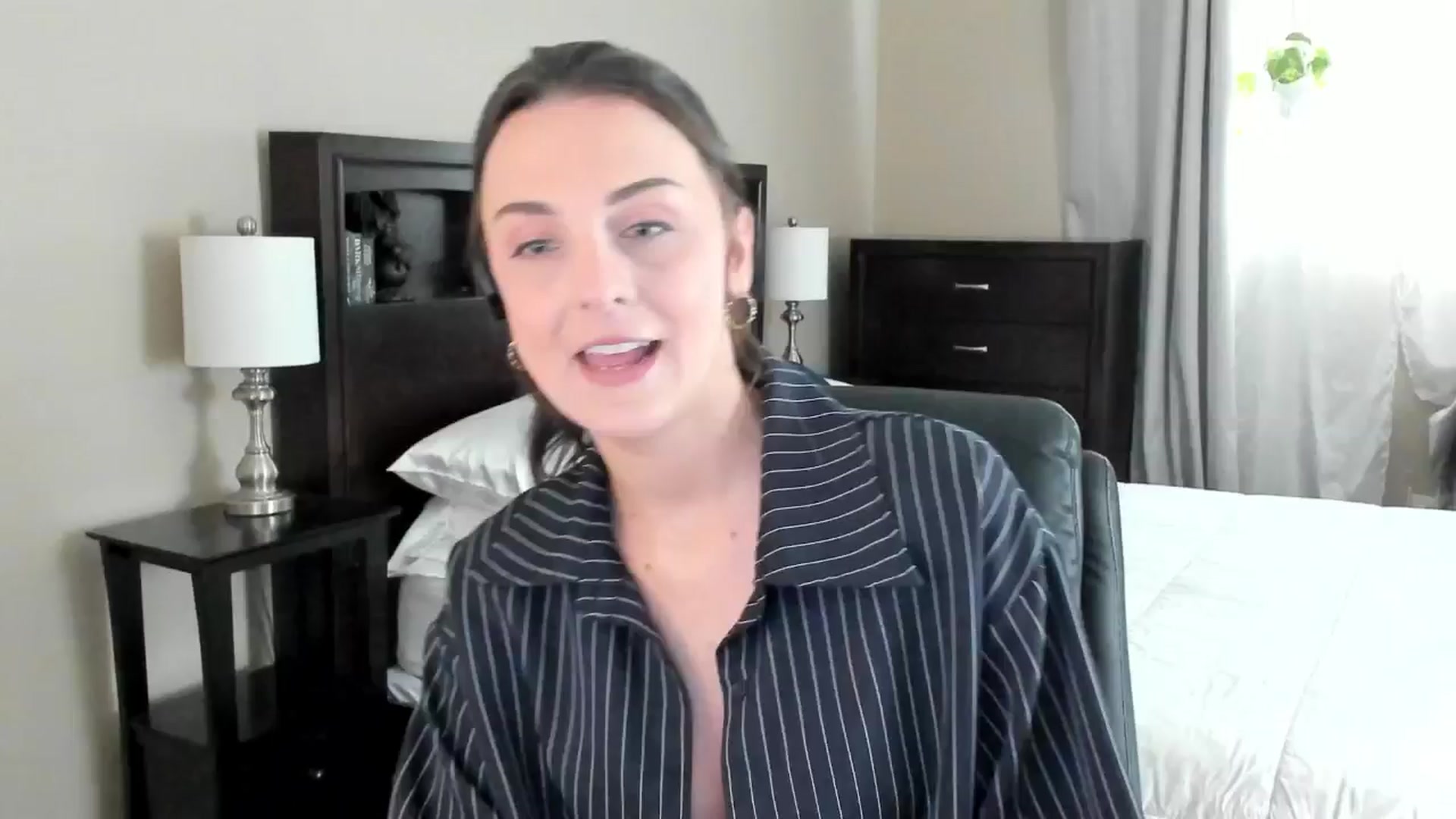 Gallery image thumbnail from BridgetBlight's myfreecams stream on, 07/26/2024, 18:10 image 16 of 20
