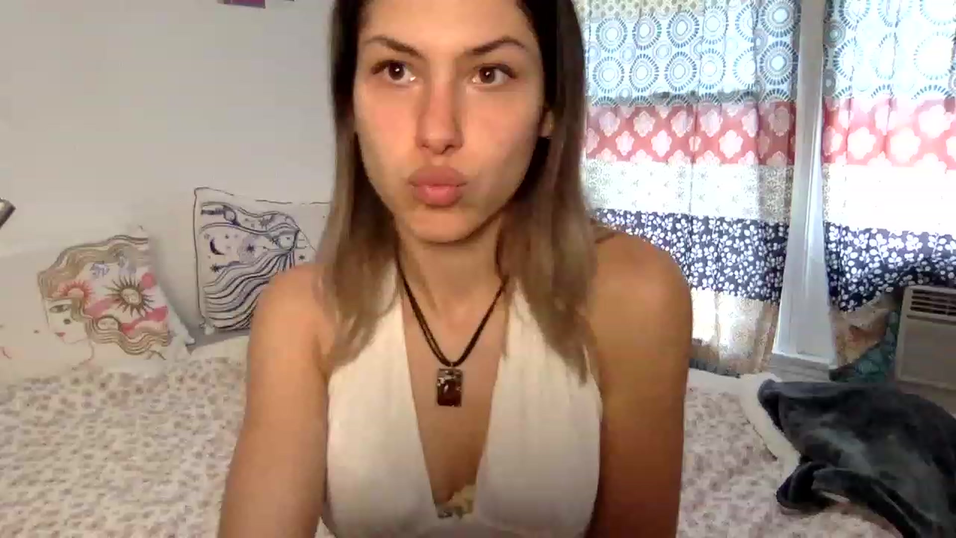 Gallery image thumbnail from BridgitteBabe's myfreecams stream on, 05/29/2023, 24:01 image 17 of 20