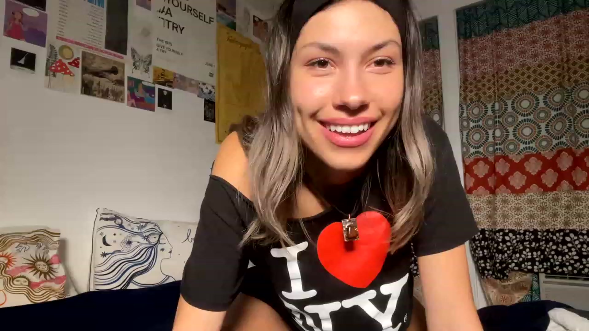 Gallery image thumbnail from BridgitteBabe's myfreecams stream on, 05/29/2023, 11:02 image 8 of 20
