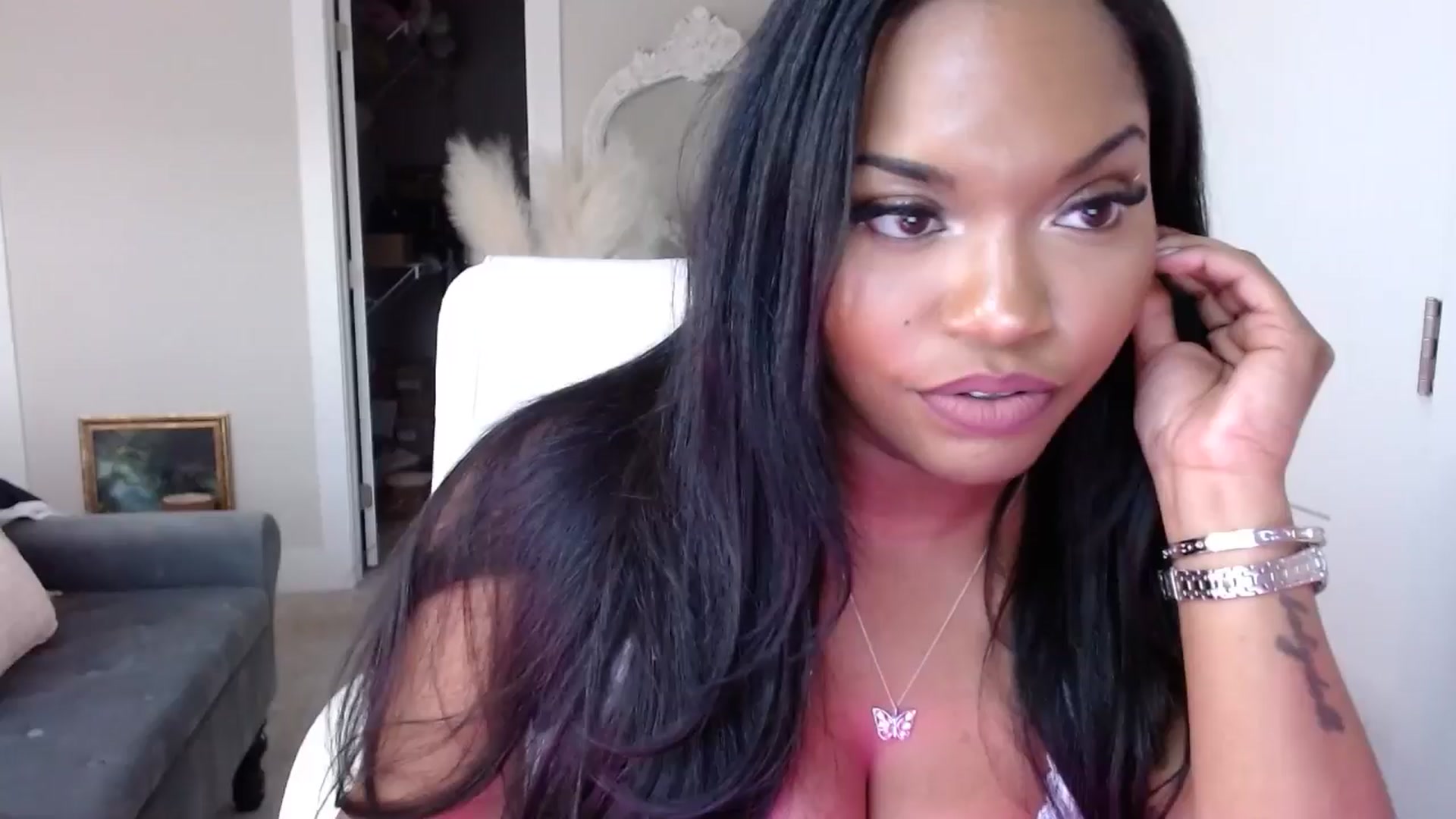 Gallery image thumbnail from BriellaBlake's myfreecams stream on, 01/23/2025, 22:47 image 1 of 20