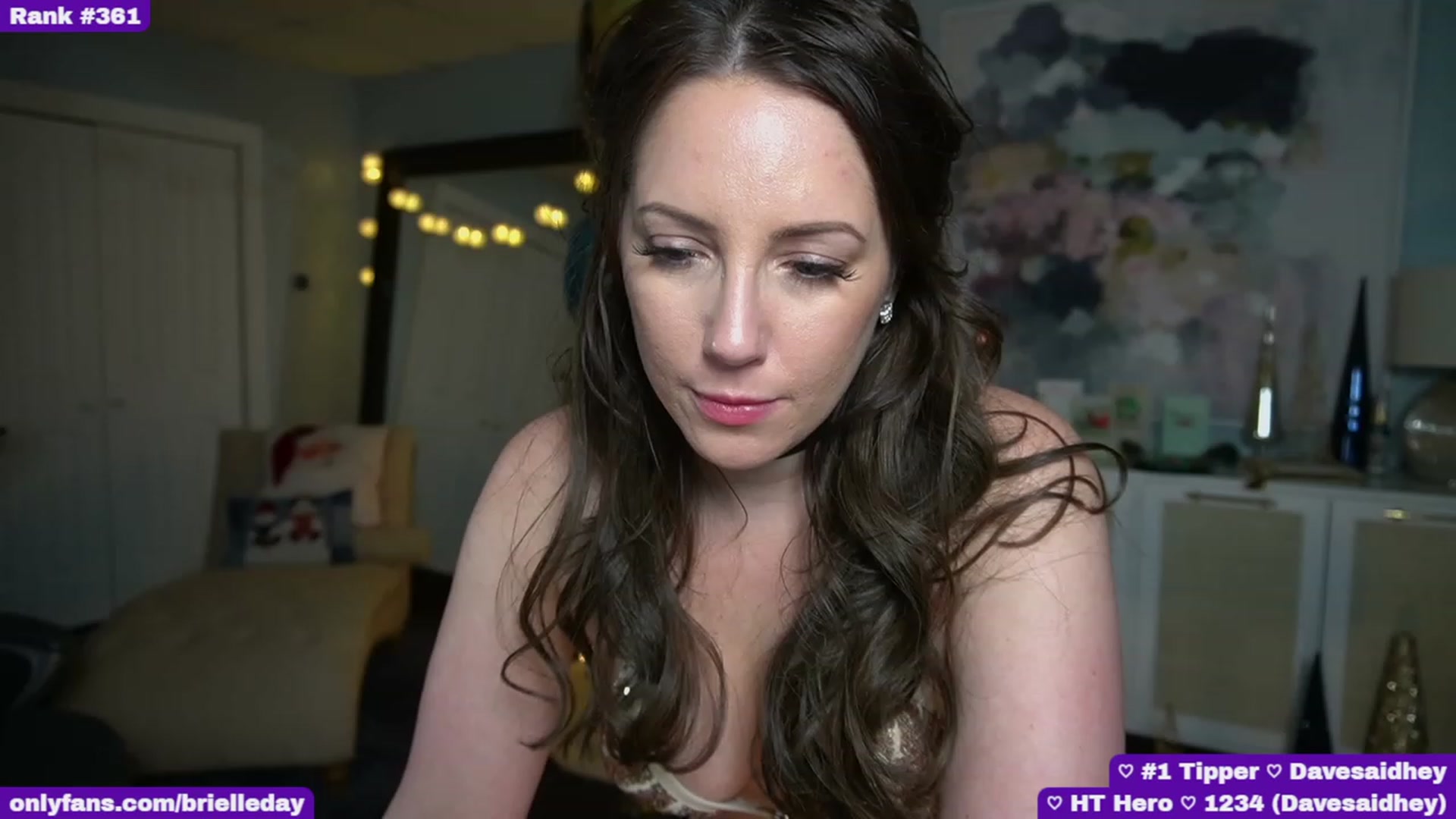 Gallery image thumbnail from BrielleDay's myfreecams stream on, 01/11/2023, 24:30 image 12 of 20