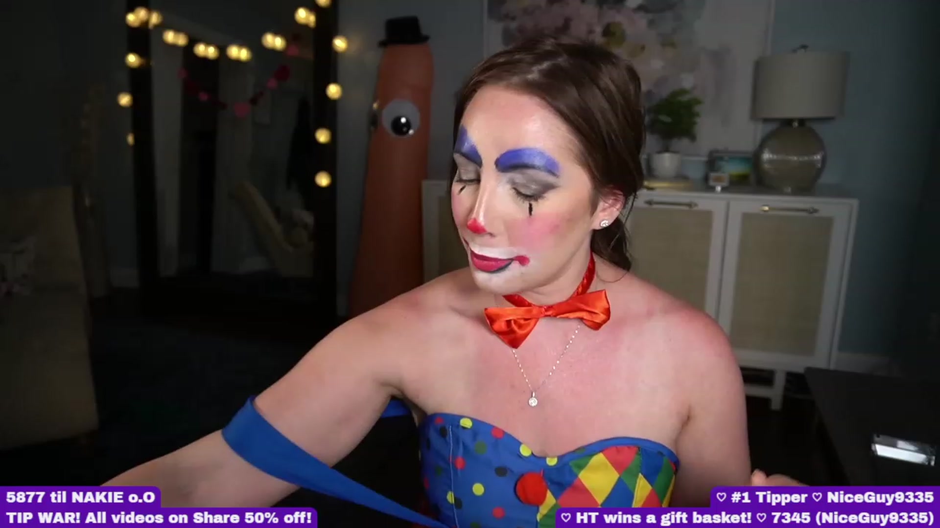 Gallery image thumbnail from BrielleDay's myfreecams stream on, 04/15/2023, 01:04 image 19 of 20