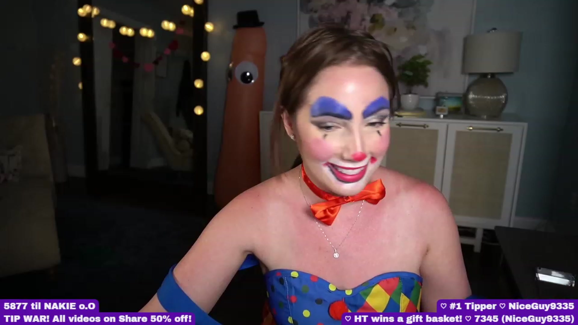 Gallery image thumbnail from BrielleDay's myfreecams stream on, 04/15/2023, 01:20 image 14 of 20