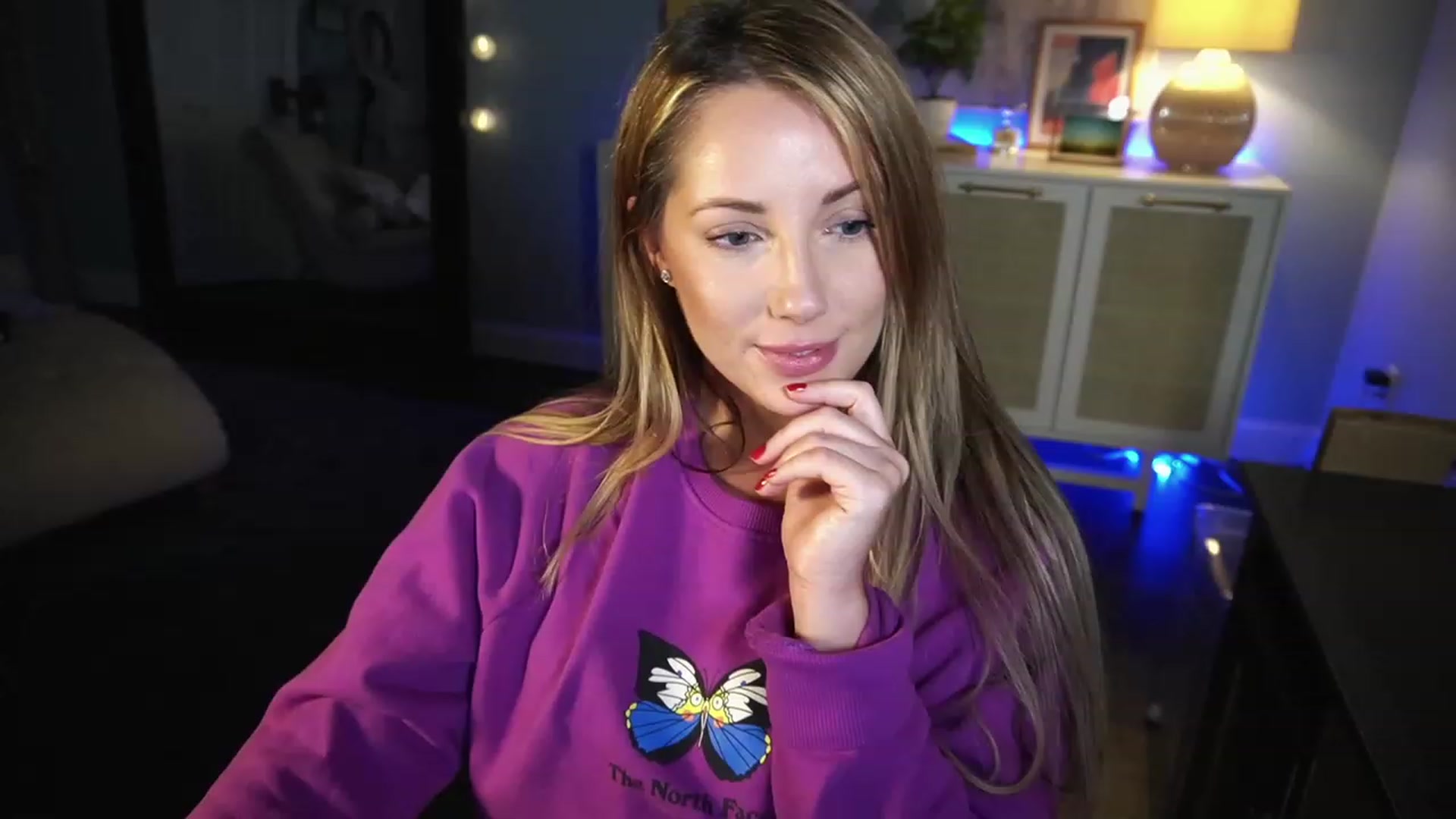 Gallery image thumbnail from BrielleDay's myfreecams stream on, 09/23/2023, 02:06 image 4 of 20