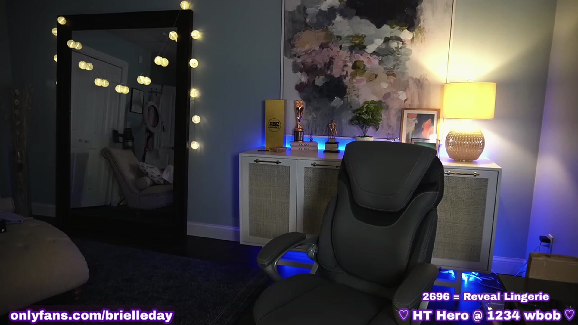 Gallery image thumbnail from BrielleDay's myfreecams stream on, 09/23/2023, 03:45 image 13 of 20