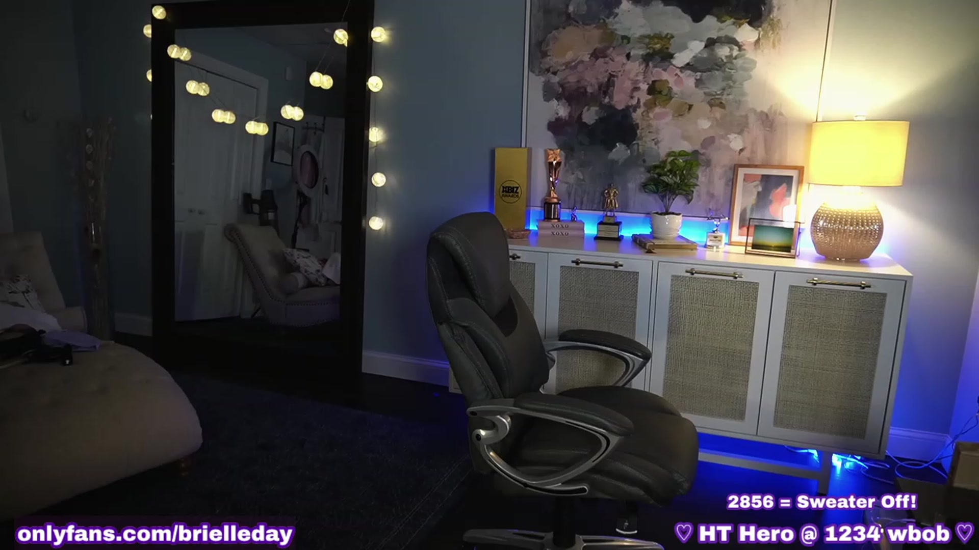 Gallery image thumbnail from BrielleDay's myfreecams stream on, 09/23/2023, 03:45 image 8 of 20