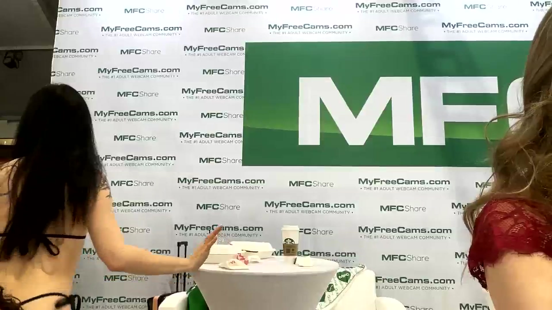 Gallery image thumbnail from BrielleDay's myfreecams stream on, 01/26/2024, 23:22 image 5 of 20