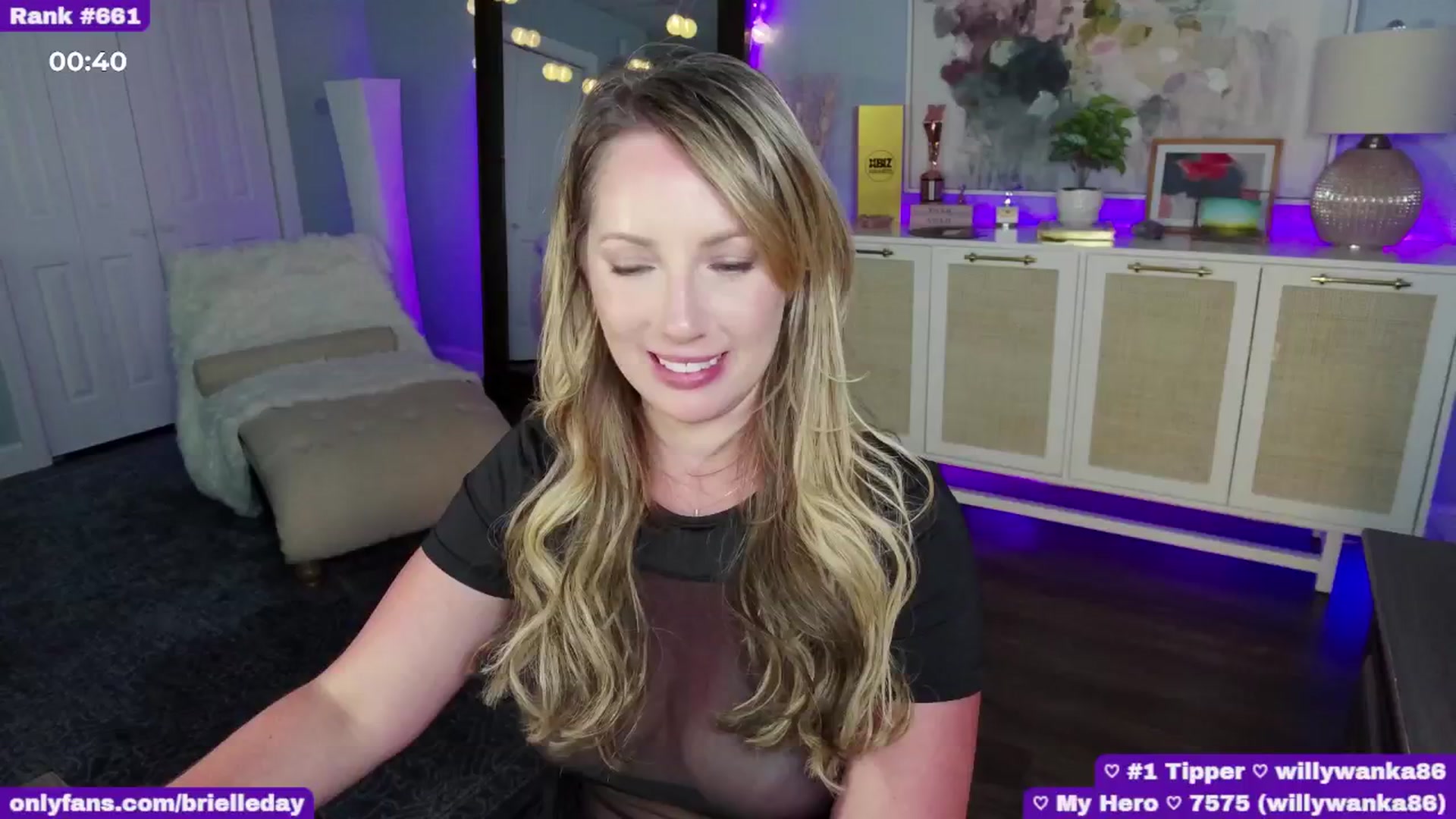 Gallery image thumbnail from BrielleDay's myfreecams stream on, 07/15/2024, 23:41 image 19 of 20