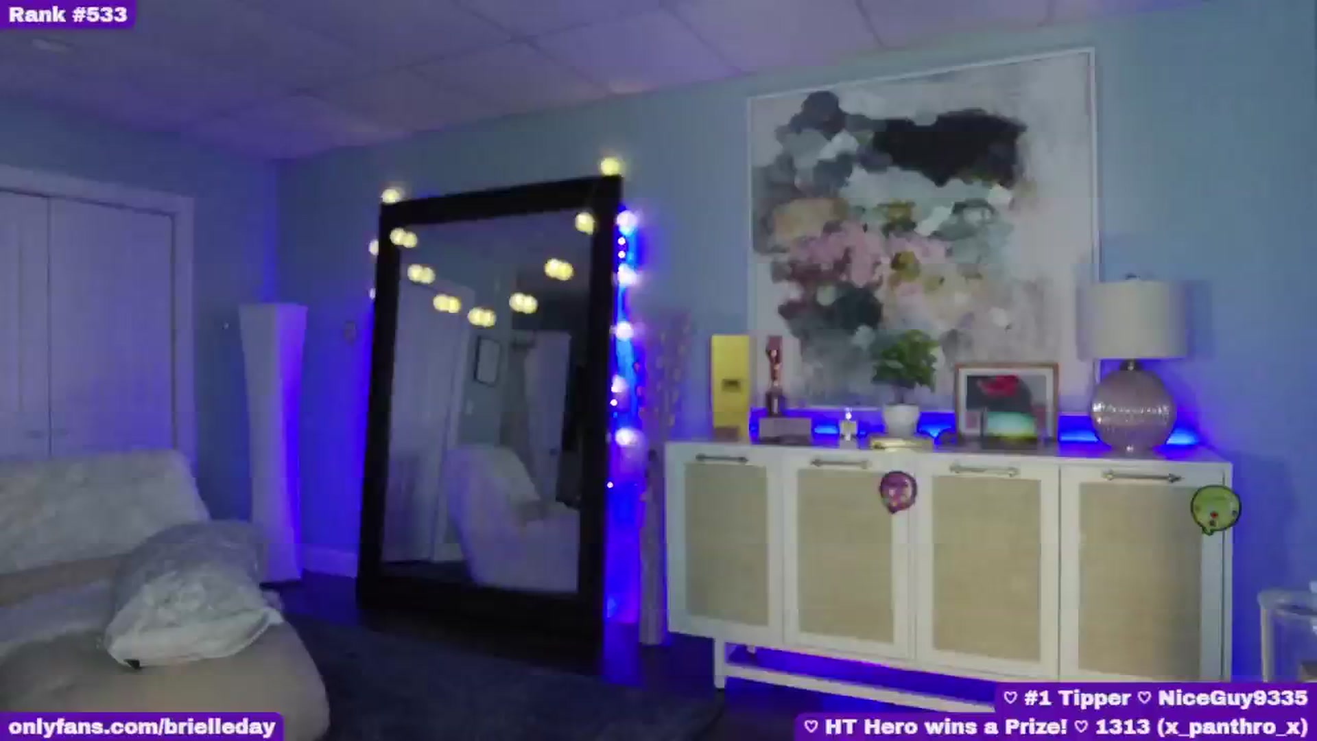 Gallery image thumbnail from BrielleDay's myfreecams stream on, 08/03/2024, 05:37 image 9 of 20
