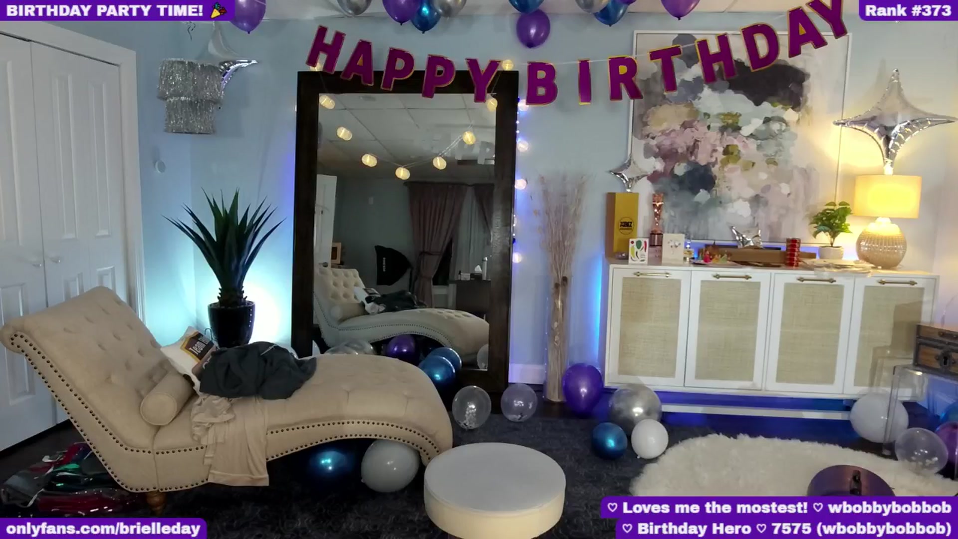 Gallery image thumbnail from BrielleDay's myfreecams stream on, 11/16/2024, 08:34 image 14 of 20