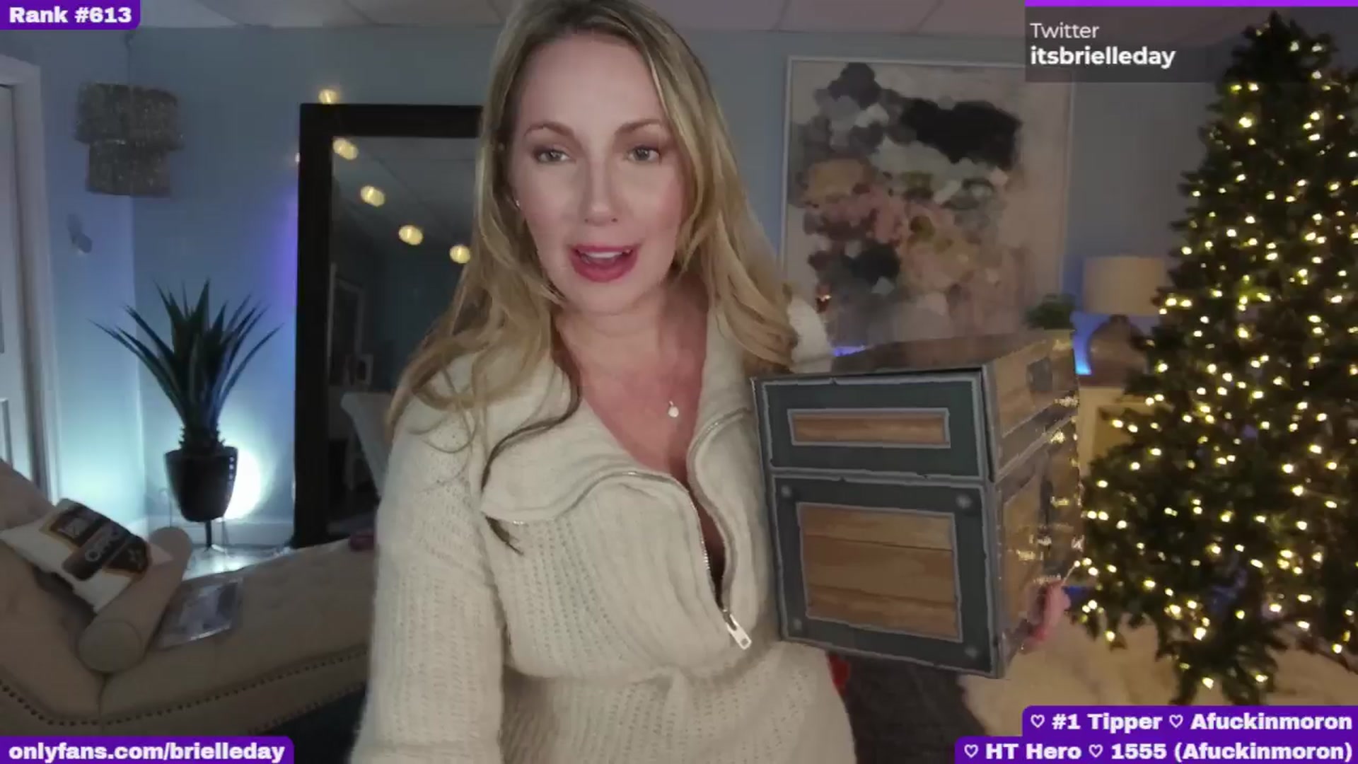 Gallery image thumbnail from BrielleDay's myfreecams stream on, 12/07/2024, 03:09 image 17 of 20