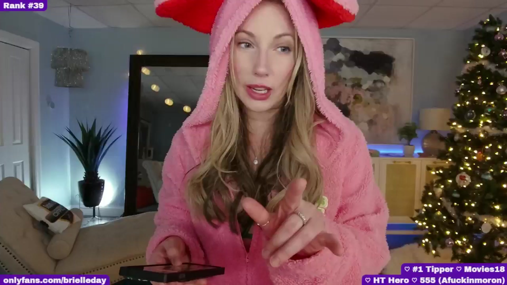 Gallery image thumbnail from BrielleDay's myfreecams stream on, 12/08/2024, 06:47 image 6 of 20