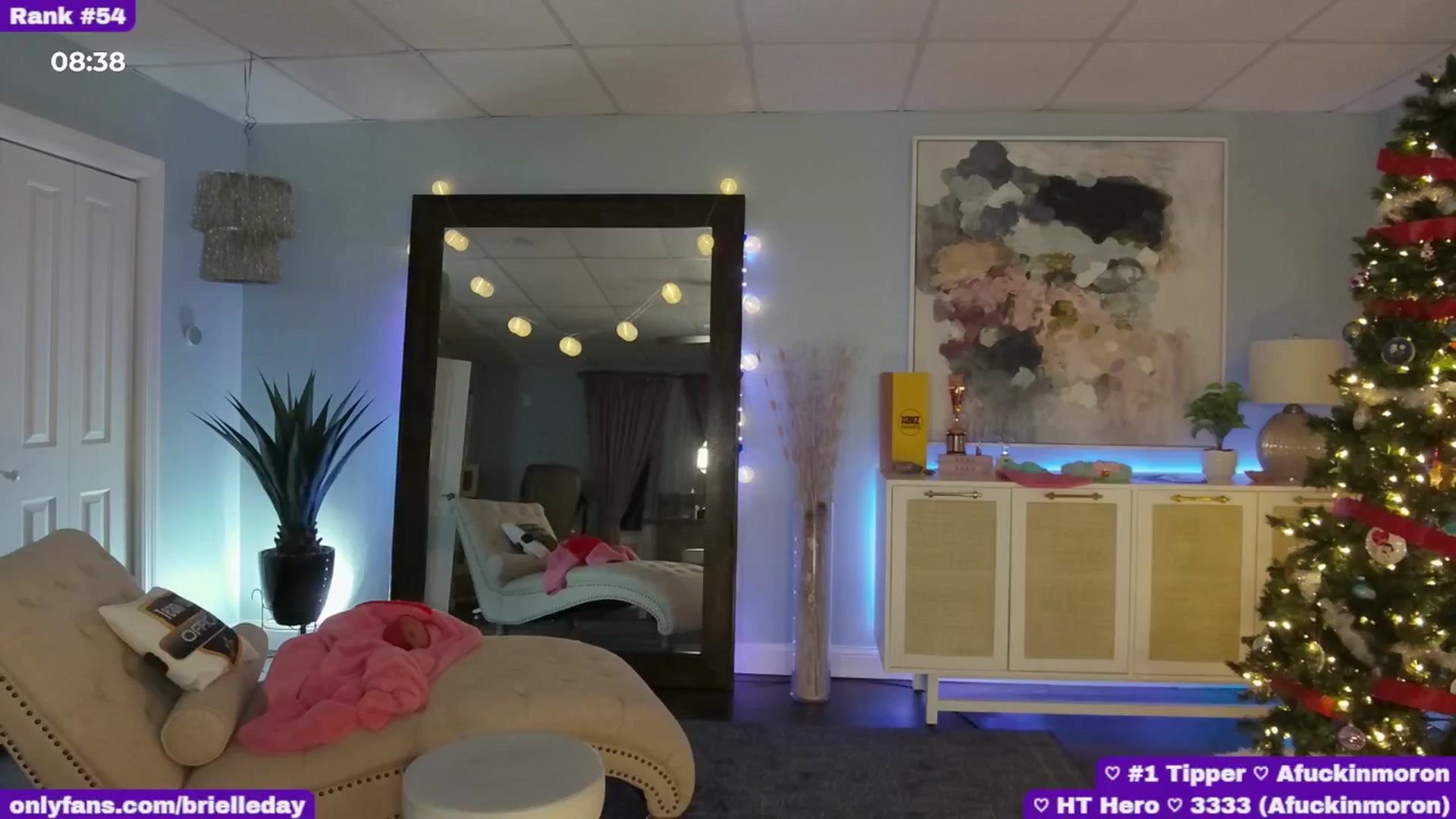 Gallery image thumbnail from BrielleDay's myfreecams stream on, 12/11/2024, 01:04 image 17 of 20