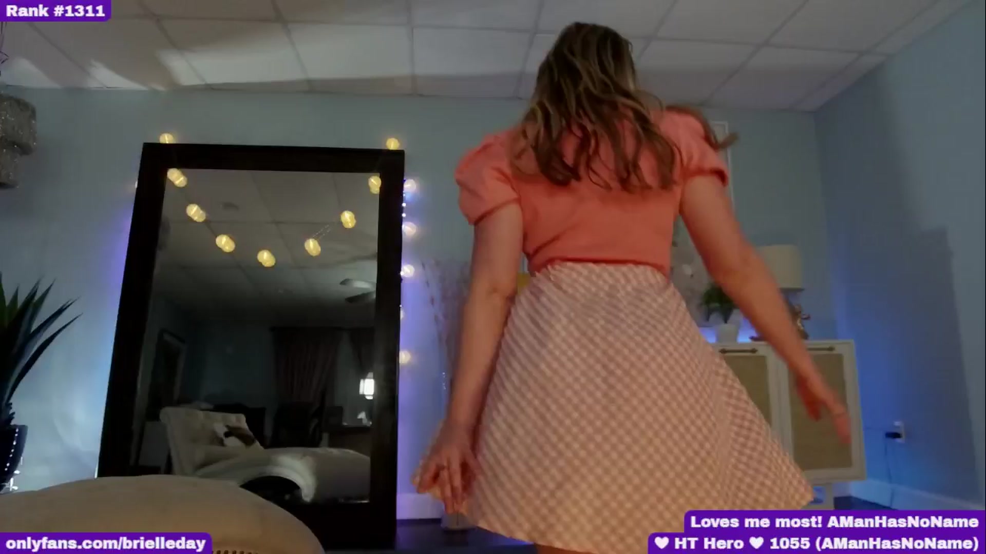 Gallery image thumbnail from BrielleDay's myfreecams stream on, 03/01/2025, 04:45 image 17 of 20