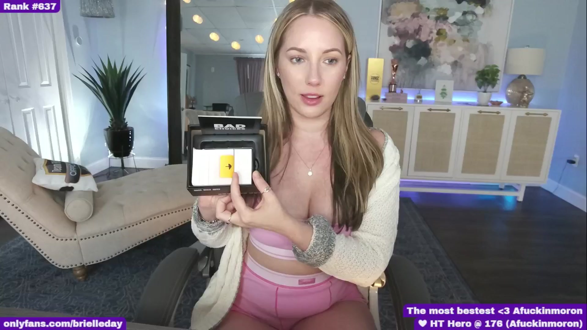 Gallery image thumbnail from BrielleDay's myfreecams stream on, 04/07/2025, 21:55 image 16 of 20